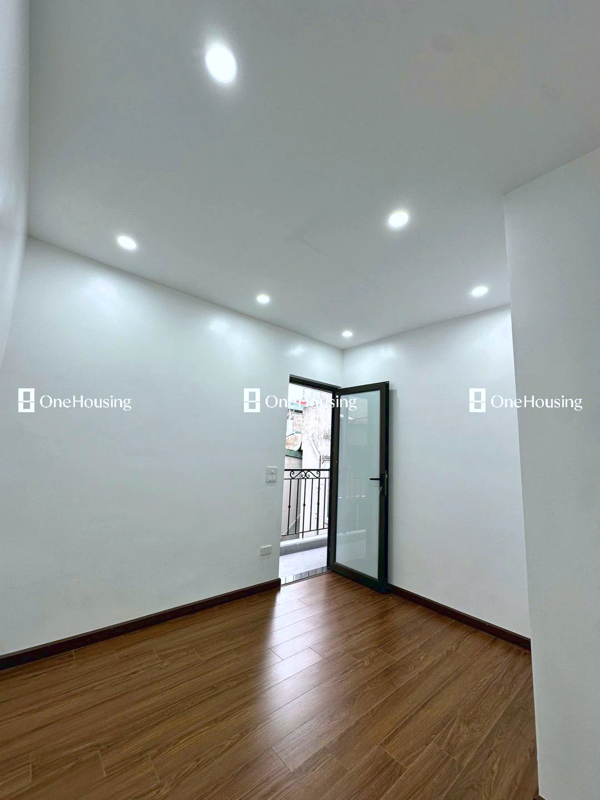 Nhà mặt ngõ cách Tôn Đức Thắng 150m, P. Văn Miếu, Q. Đống Đa, TP. Hà Nội