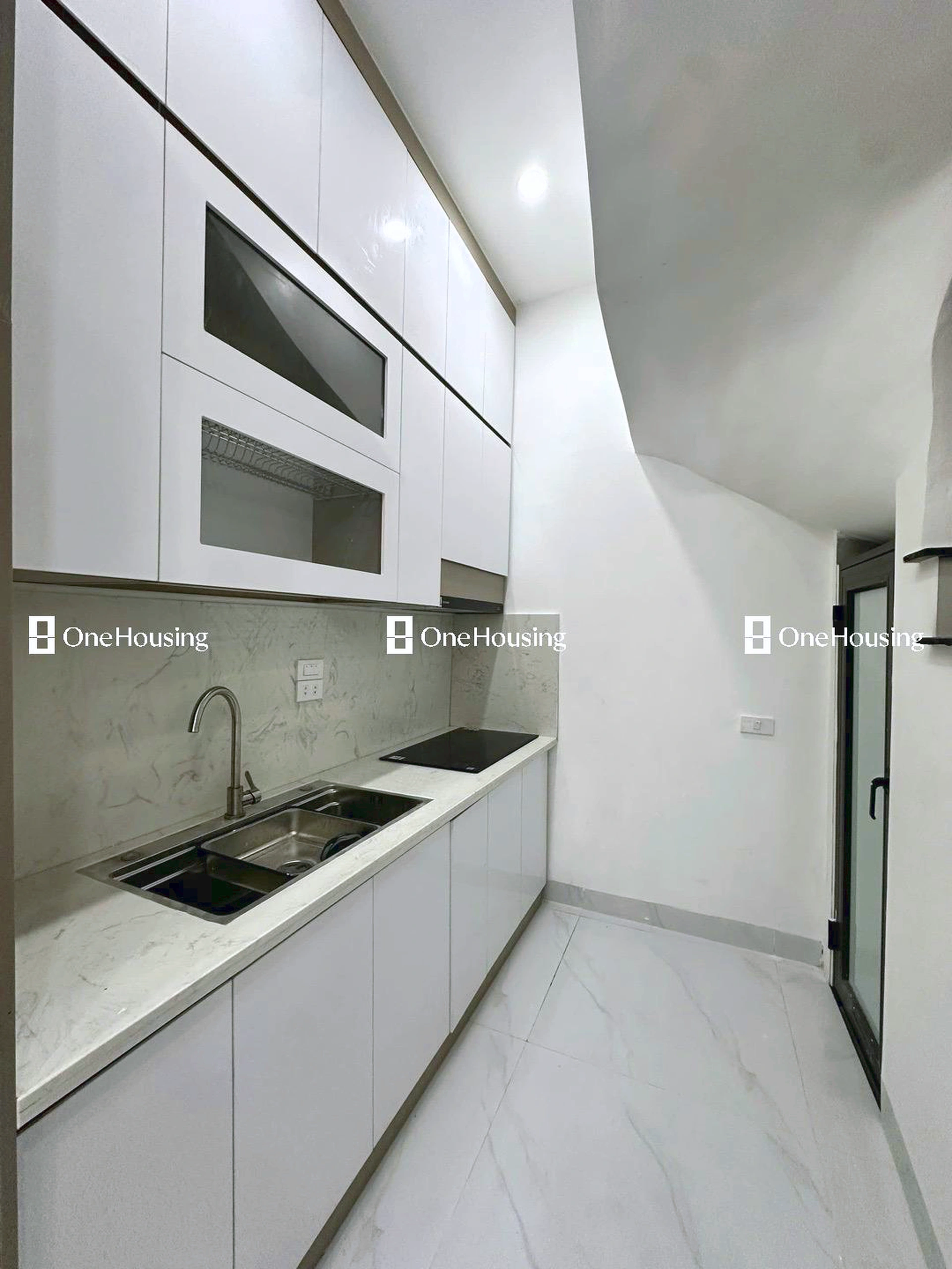 Nhà mặt ngõ cách Tôn Đức Thắng 150m, P. Văn Miếu, Q. Đống Đa, TP. Hà Nội