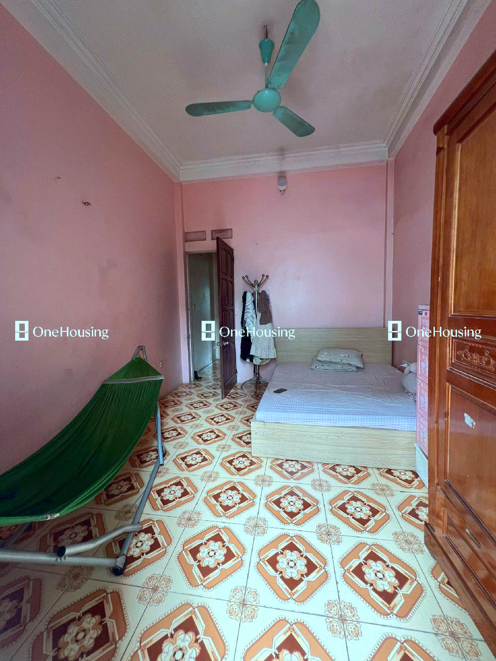 Nhà mặt ngõ cách Bát Khối (gom chân đê - trong đê) 18m, P. Long Biên, Q. Long Biên, TP. Hà Nội