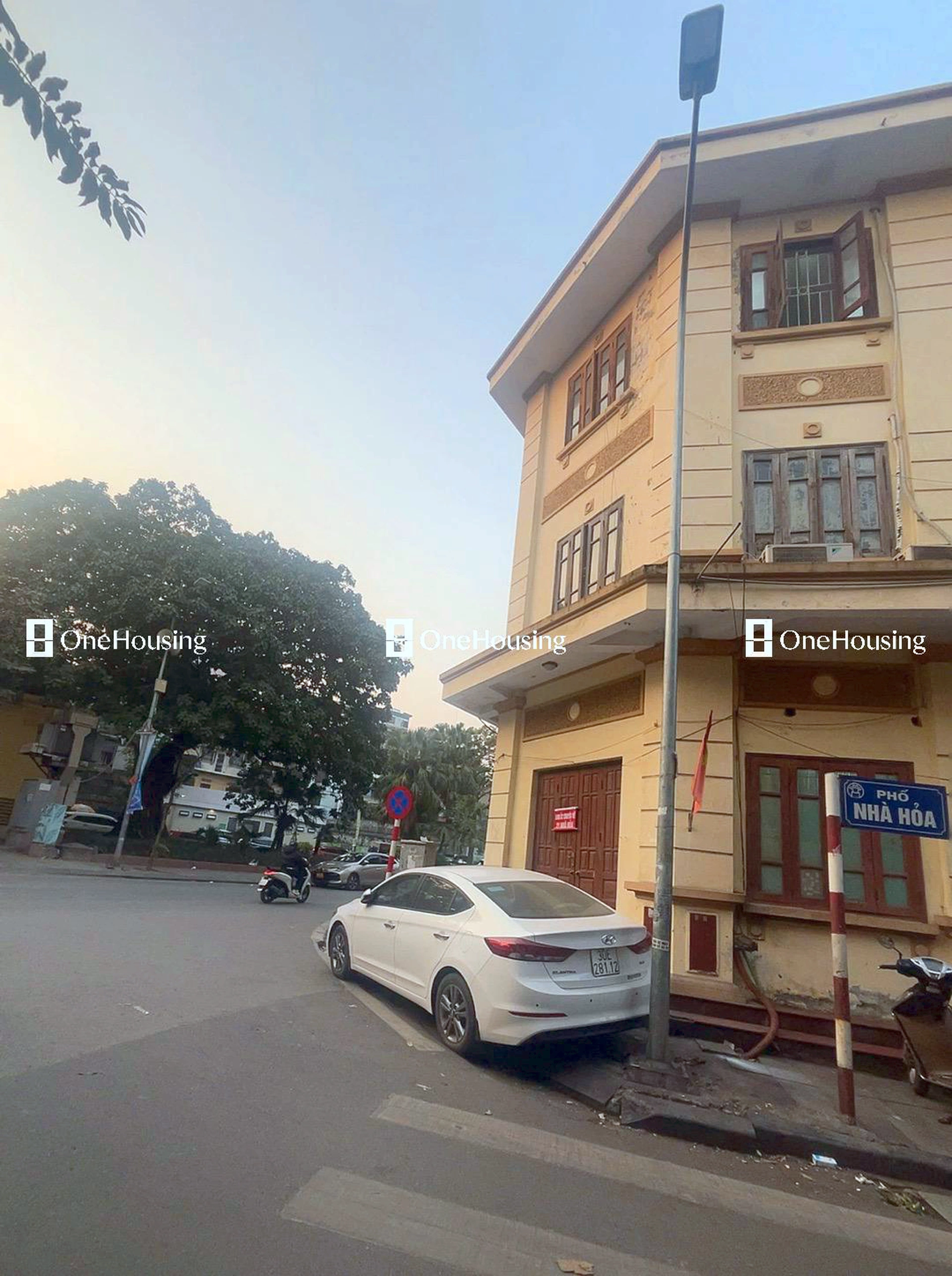 Nhà mặt phố Bát Đàn, P. Cửa Đông, Q. Hoàn Kiếm, TP. Hà Nội