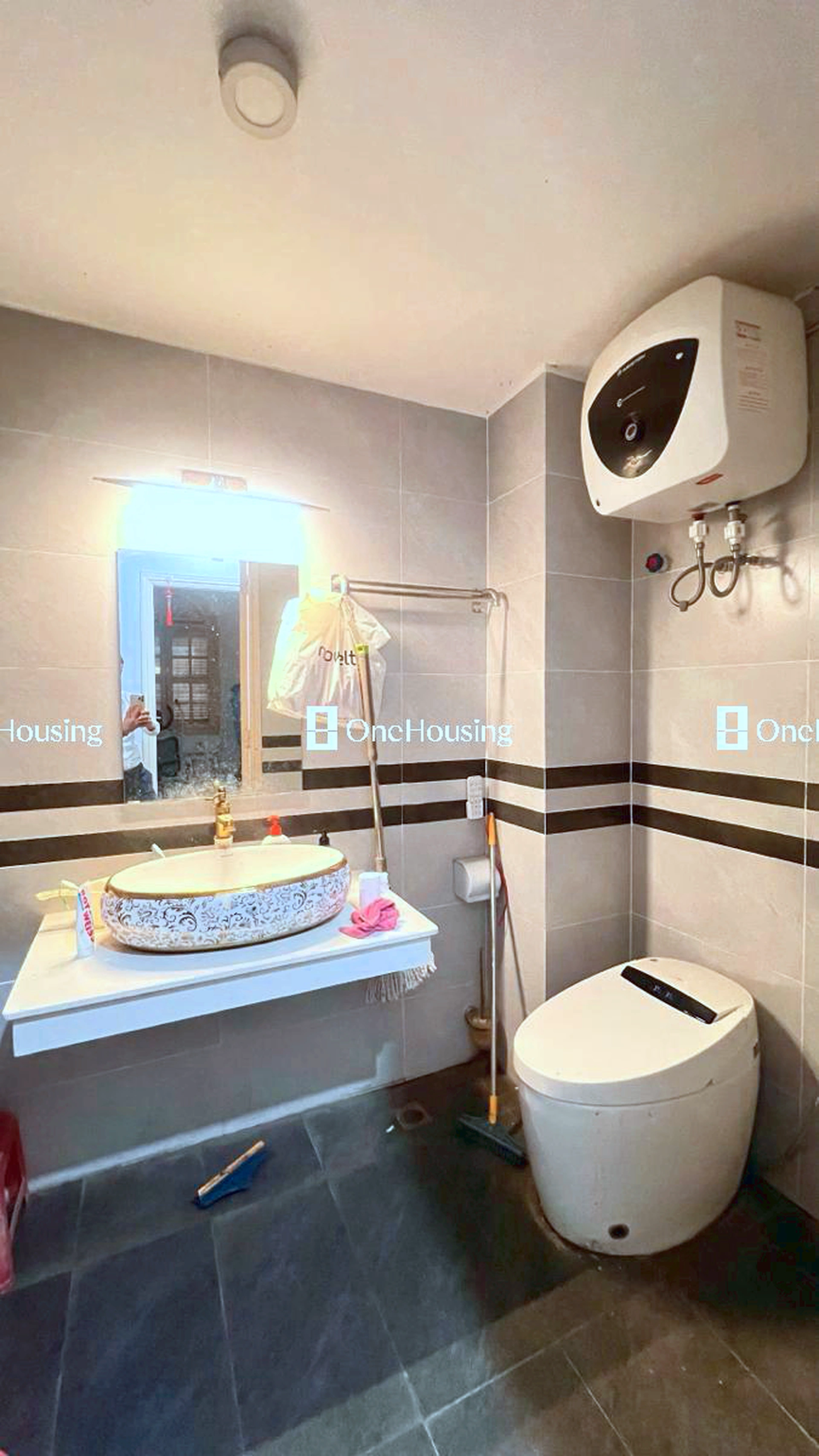 Nhà mặt phố Lý Nam Đế, P. Cửa Đông, Q. Hoàn Kiếm, TP. Hà Nội