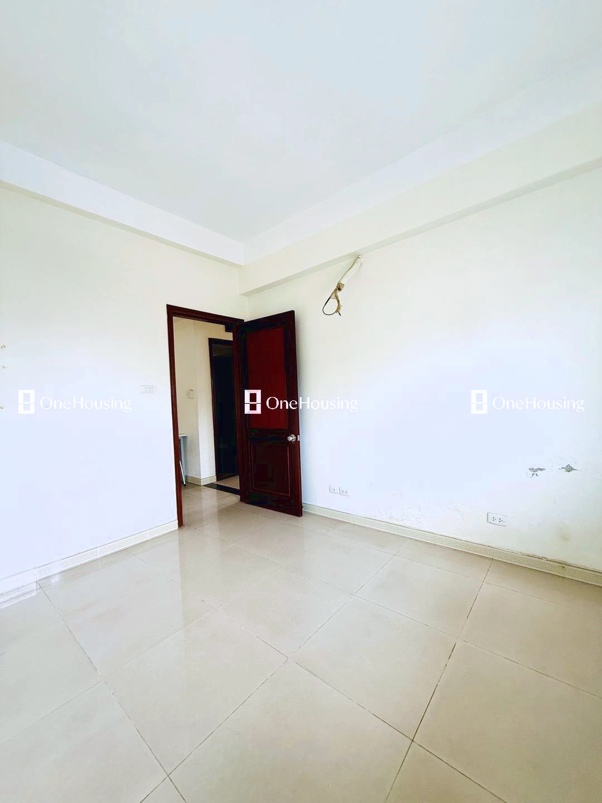 Nhà mặt phố Lạc Long Quân, P. Xuân La, Q. Tây Hồ, TP. Hà Nội