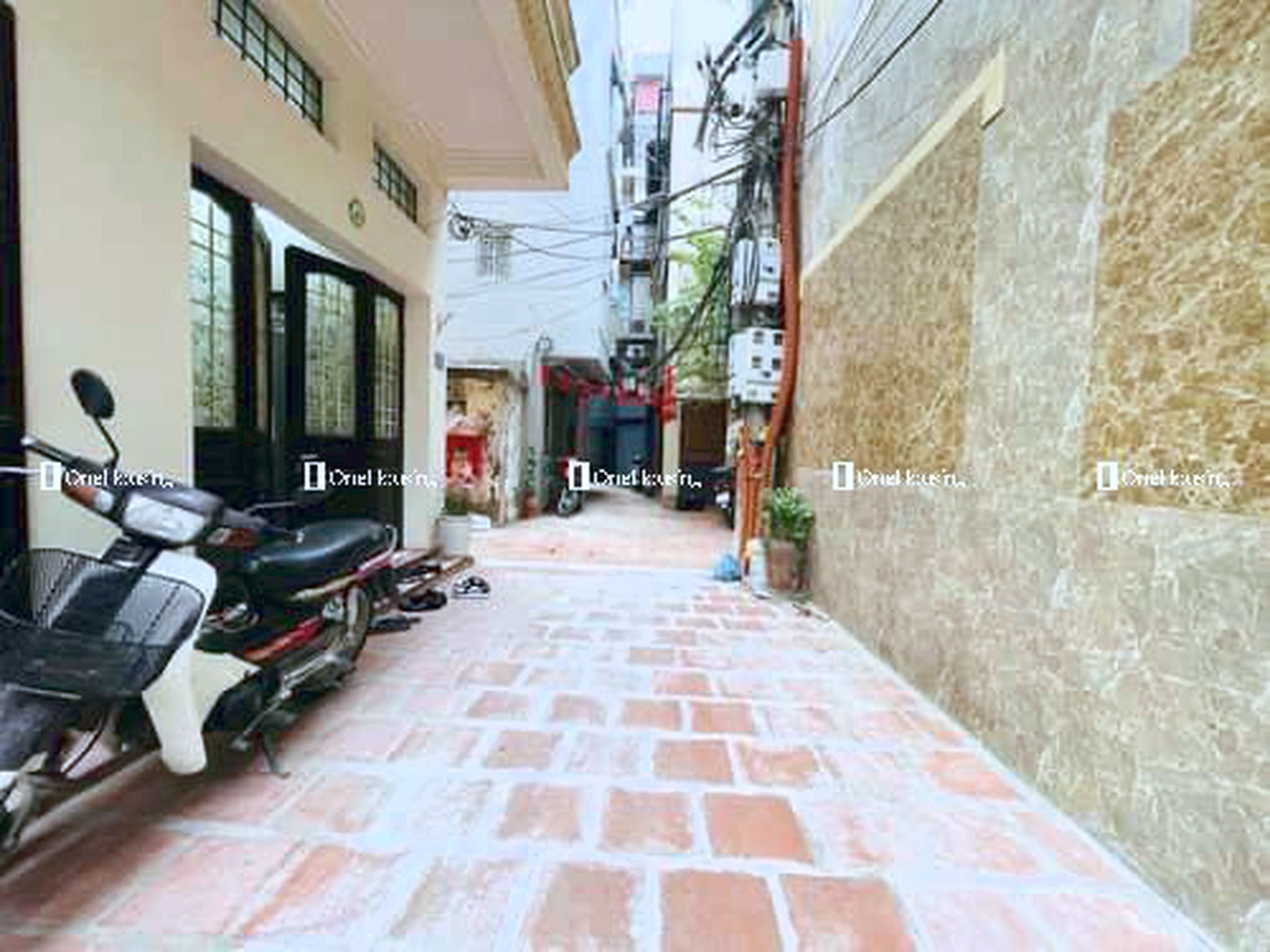 Nhà mặt ngõ cách Thụy Khuê 10m, P. Nhật Tân, Q. Tây Hồ, TP. Hà Nội