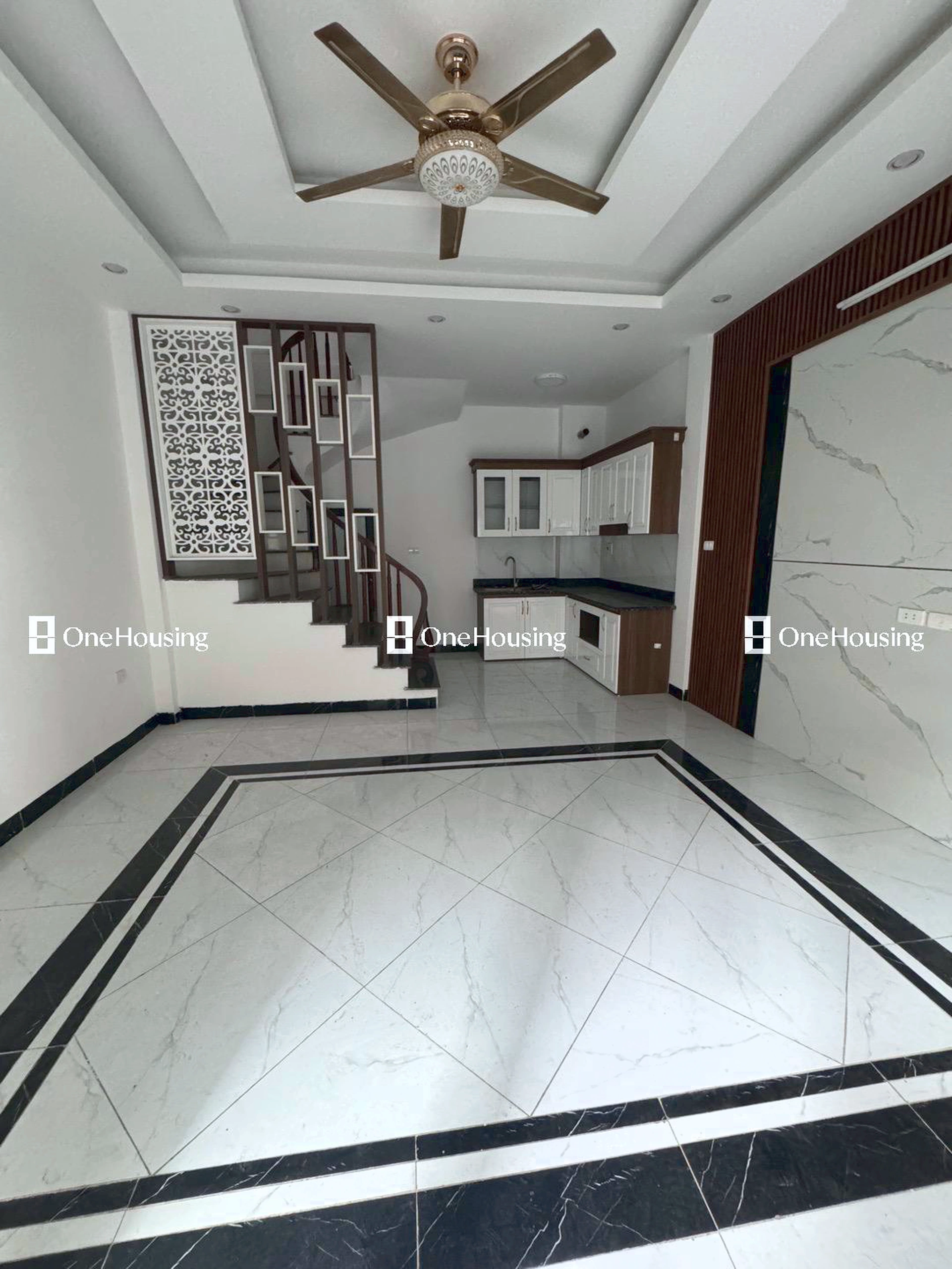 Nhà mặt ngõ cách Bát Khối 100m, P. Long Biên, Q. Long Biên, TP. Hà Nội