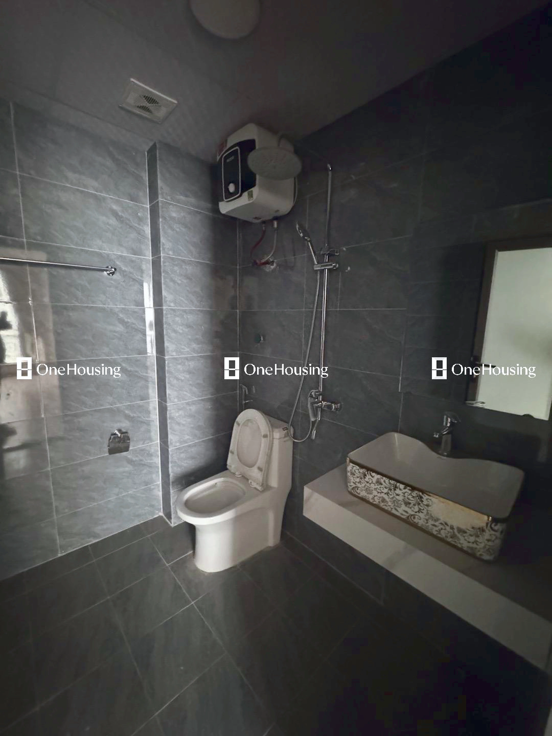 Nhà mặt ngõ cách Bát Khối 100m, P. Long Biên, Q. Long Biên, TP. Hà Nội