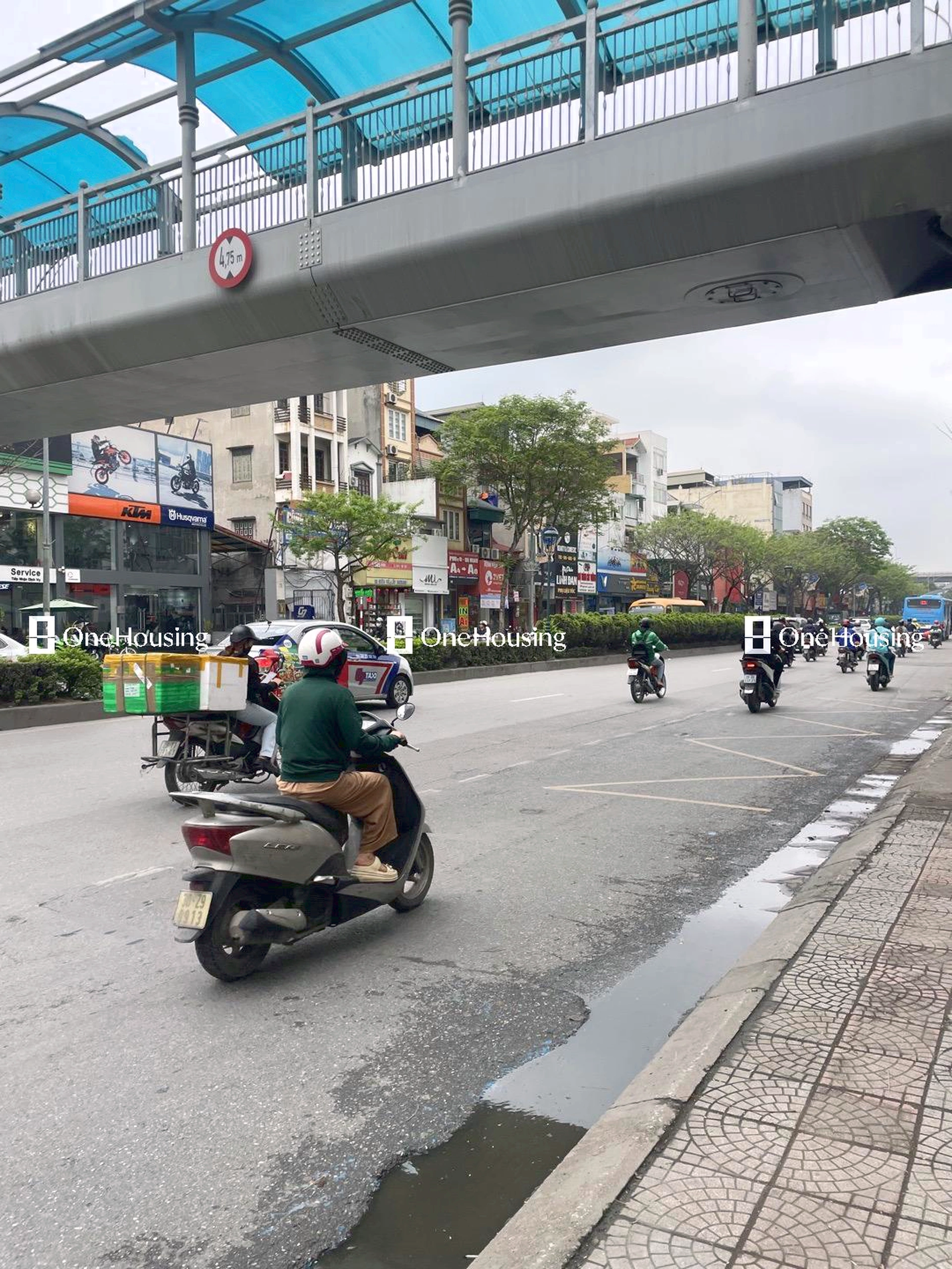 Nhà mặt phố Nguyễn Văn Cừ, P. Gia Thụy, Q. Long Biên, TP. Hà Nội