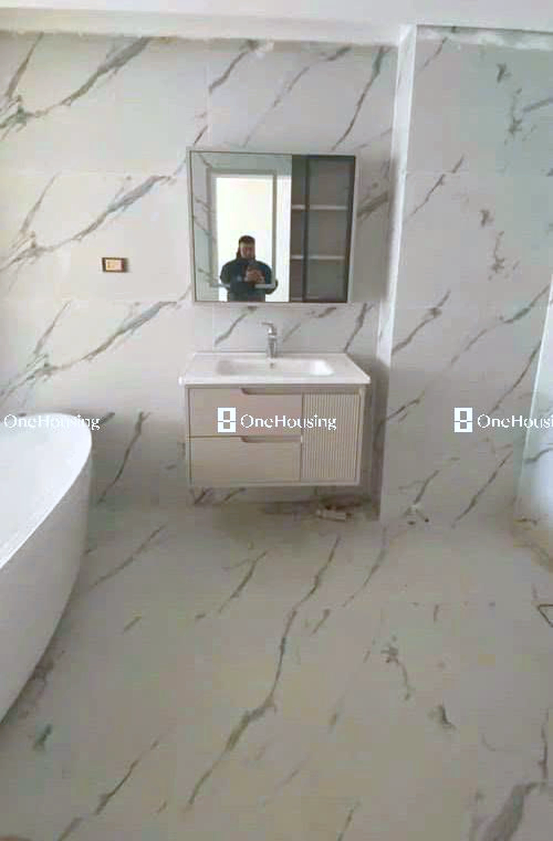 Nhà mặt ngõ cách Phố Trạm 100m, P. Long Biên, Q. Long Biên, TP. Hà Nội