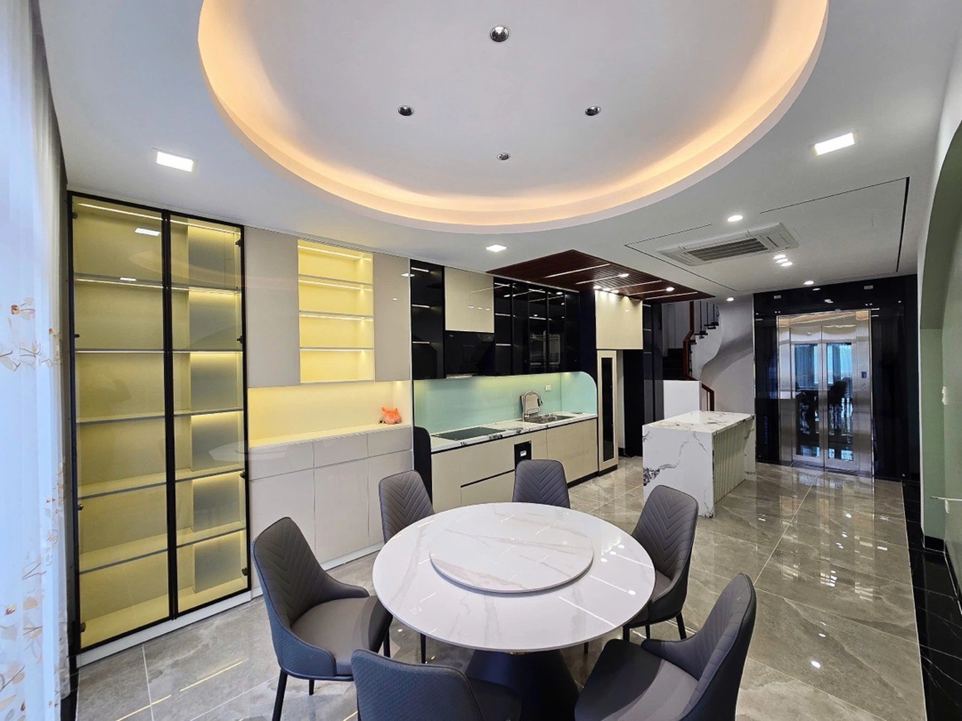 Nhà mặt ngõ cách Khu Tập Thể 918 10m, P. Phúc Đồng, Q. Long Biên, TP. Hà Nội