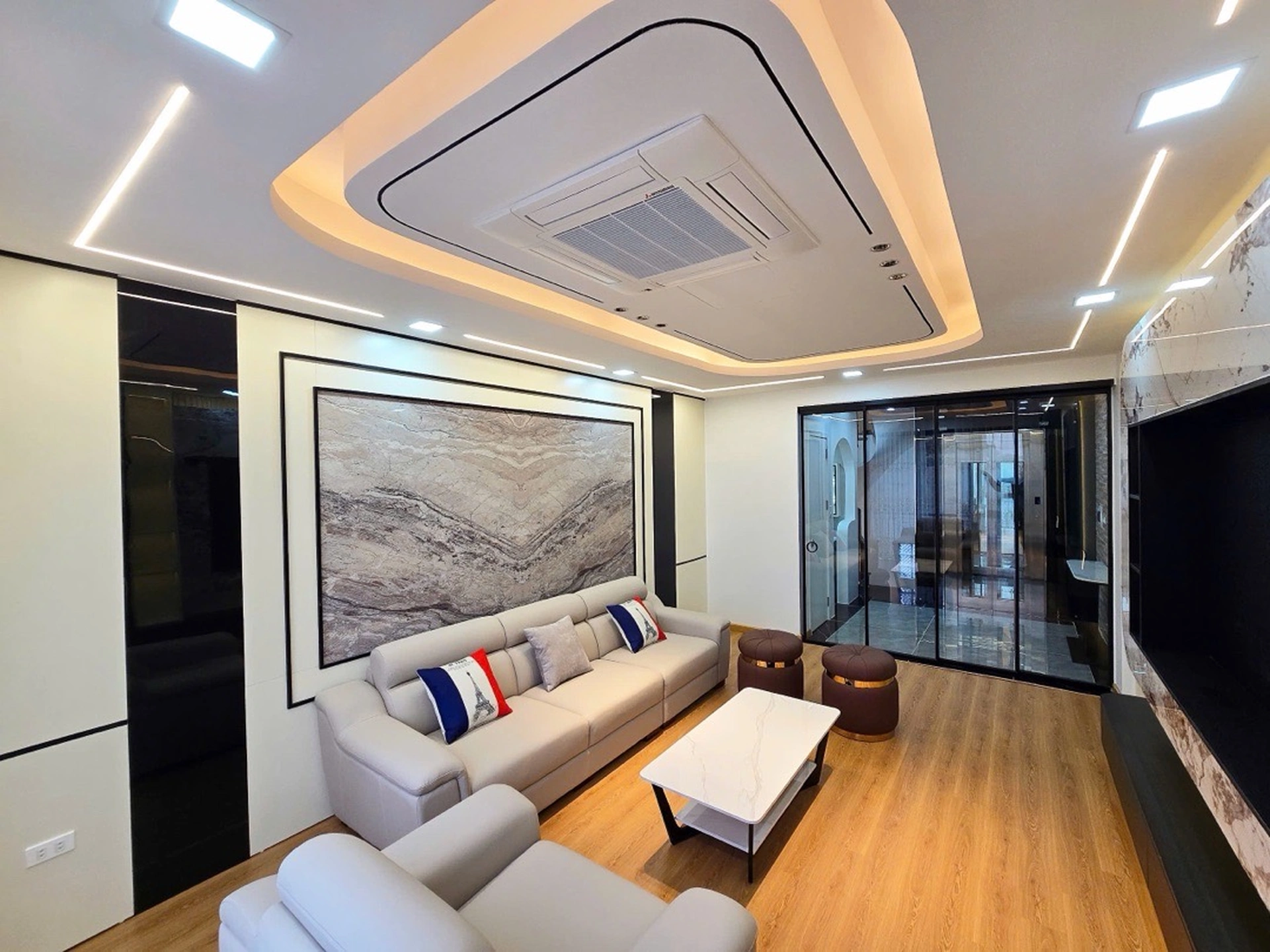 Nhà mặt ngõ cách Khu Tập Thể 918 10m, P. Phúc Đồng, Q. Long Biên, TP. Hà Nội