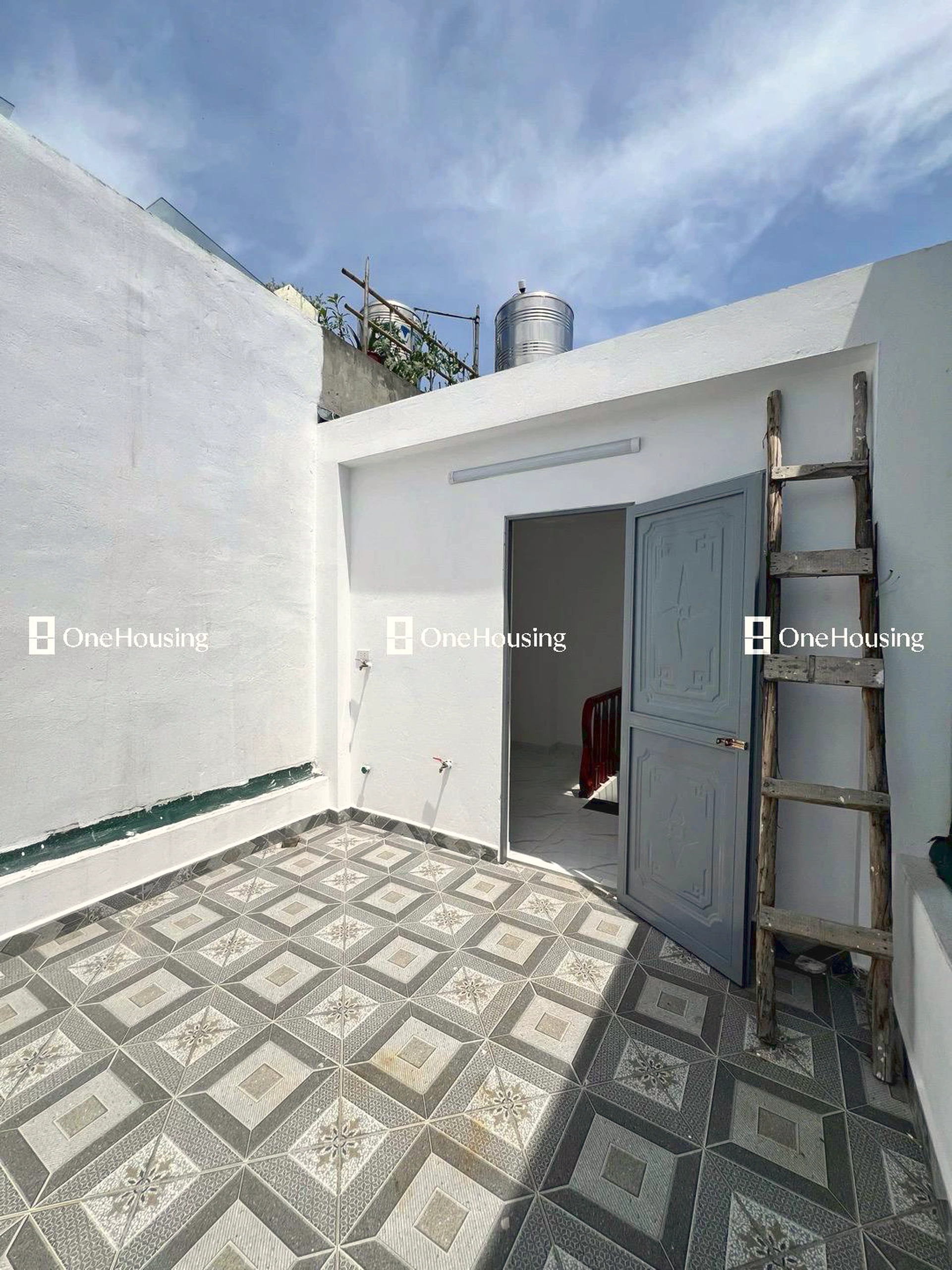 Nhà mặt ngõ cách Thạch Bàn 30m, P. Long Biên, Q. Long Biên, TP. Hà Nội