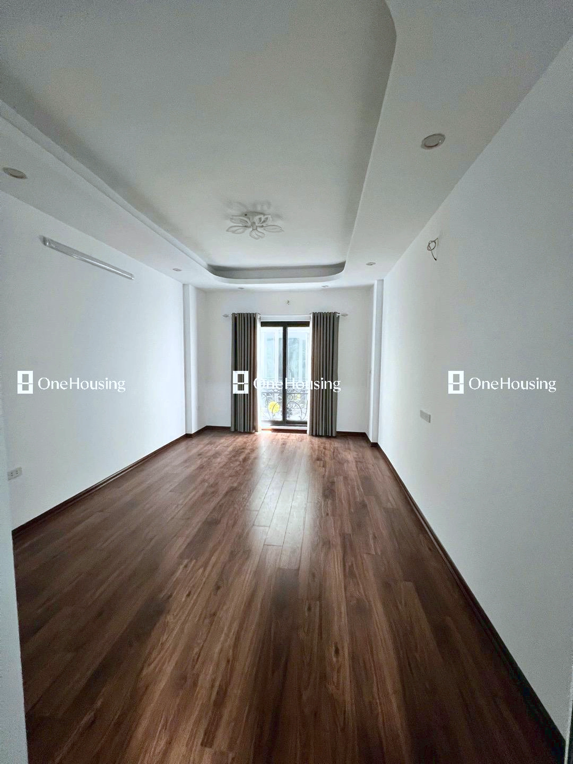 Nhà mặt ngõ cách Thạch Bàn 30m, P. Long Biên, Q. Long Biên, TP. Hà Nội