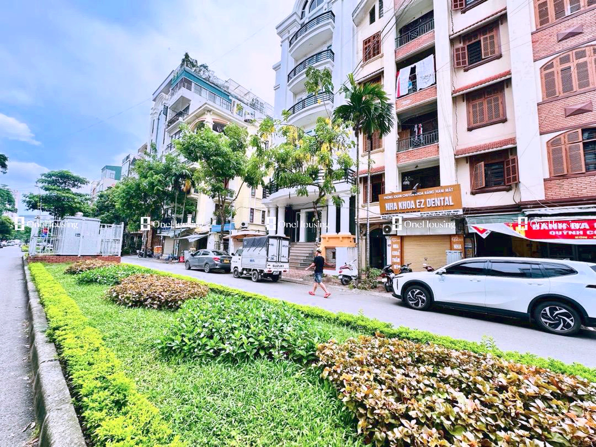 Nhà mặt phố Đường Đặng Thùy Trâm, P. Cổ Nhuế 1, Q. Bắc Từ Liêm, TP. Hà Nội