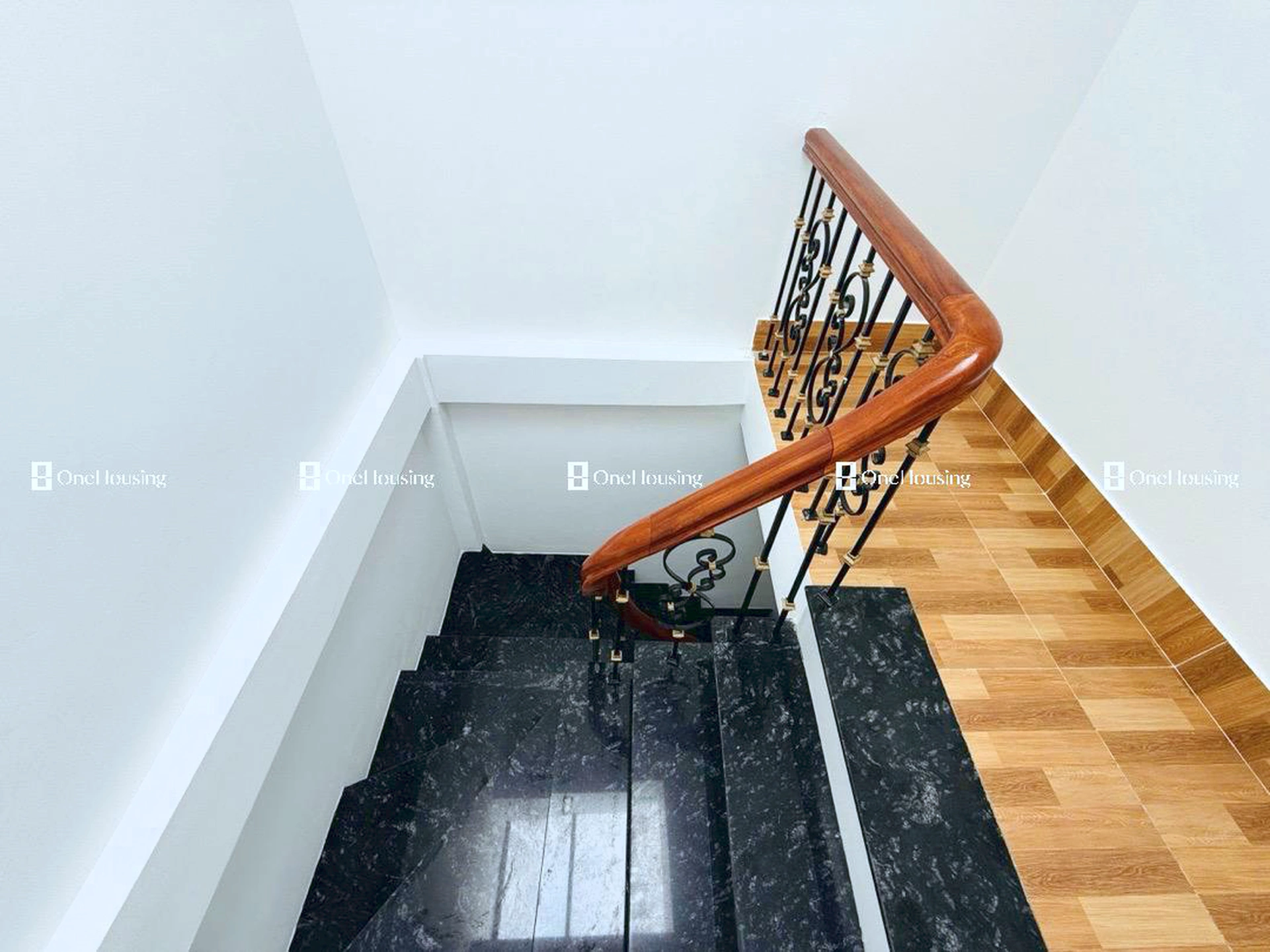 Nhà mặt ngõ cách La Thành 100m, P. Giảng Võ, Q. Ba Đình, TP. Hà Nội