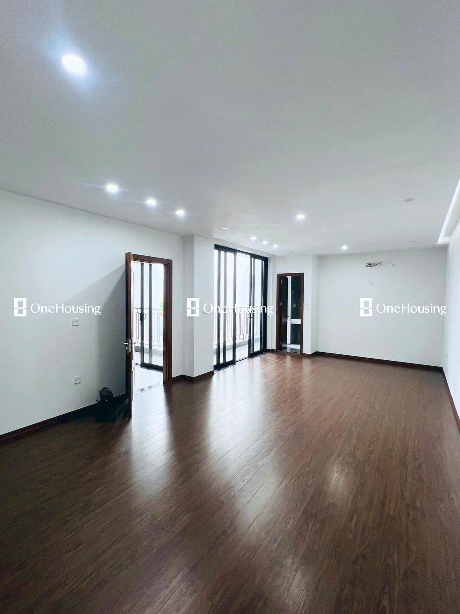 Nhà mặt ngõ cách Nguyễn Thái Học 20m, P. Điện Biên, Q. Ba Đình, TP. Hà Nội