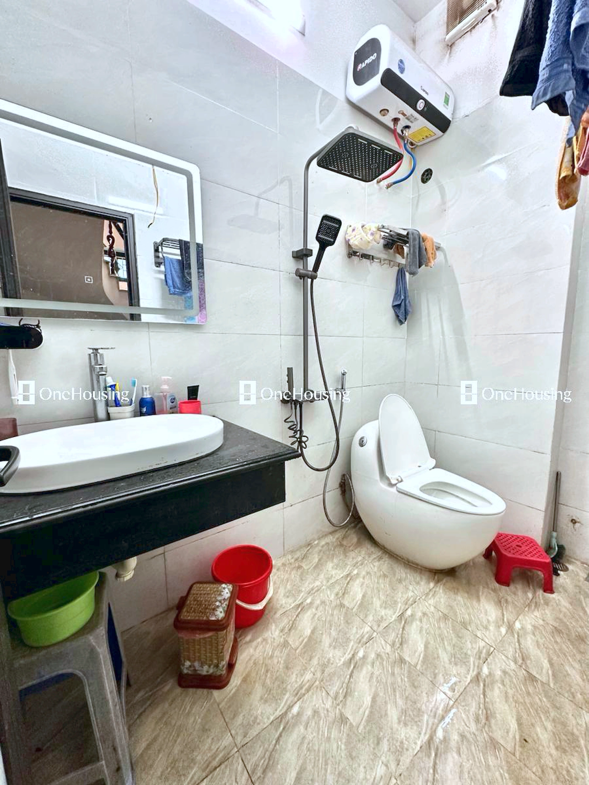 Nhà mặt ngõ cách Nguyễn Văn Cừ 100m, P. Gia Thụy, Q. Long Biên, TP. Hà Nội