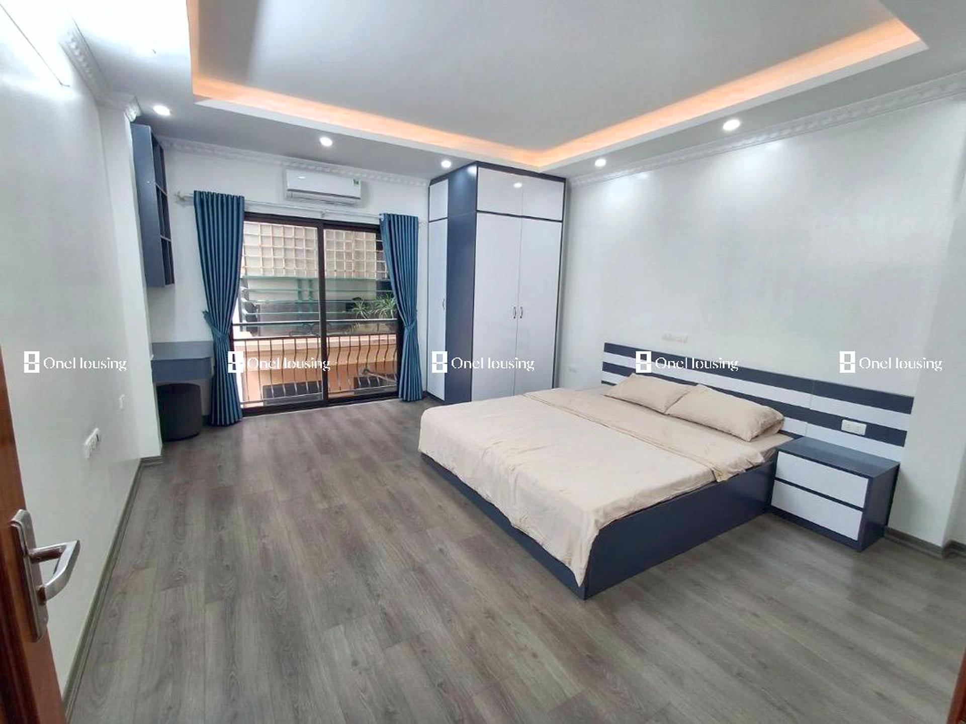 Nhà mặt ngõ cách Phạm Văn Đồng 50m, P. Mai Dịch, Q. Cầu Giấy, TP. Hà Nội