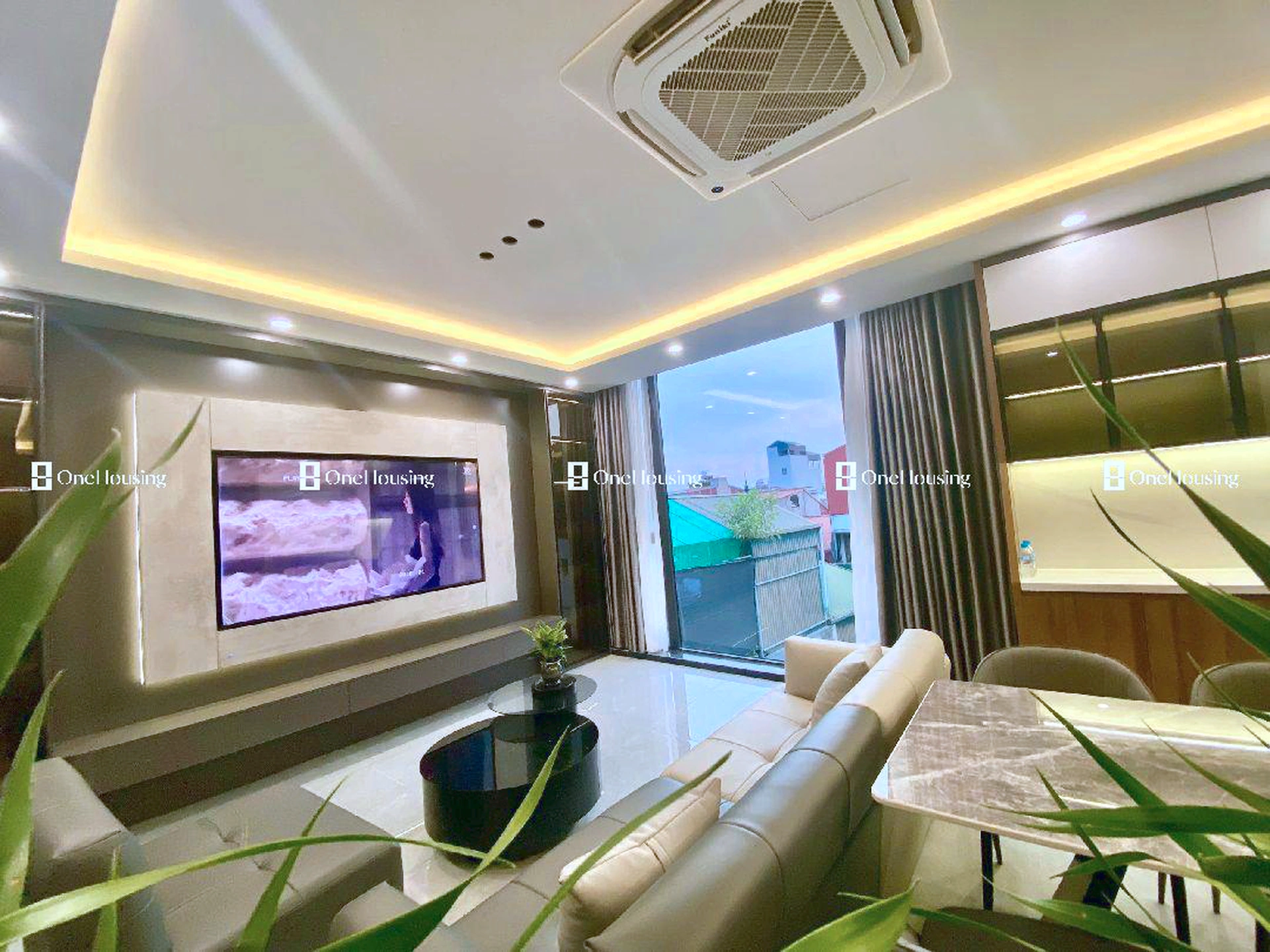 Nhà mặt ngõ cách Ngô Gia Tự 80m, P. Việt Hưng, Q. Long Biên, TP. Hà Nội
