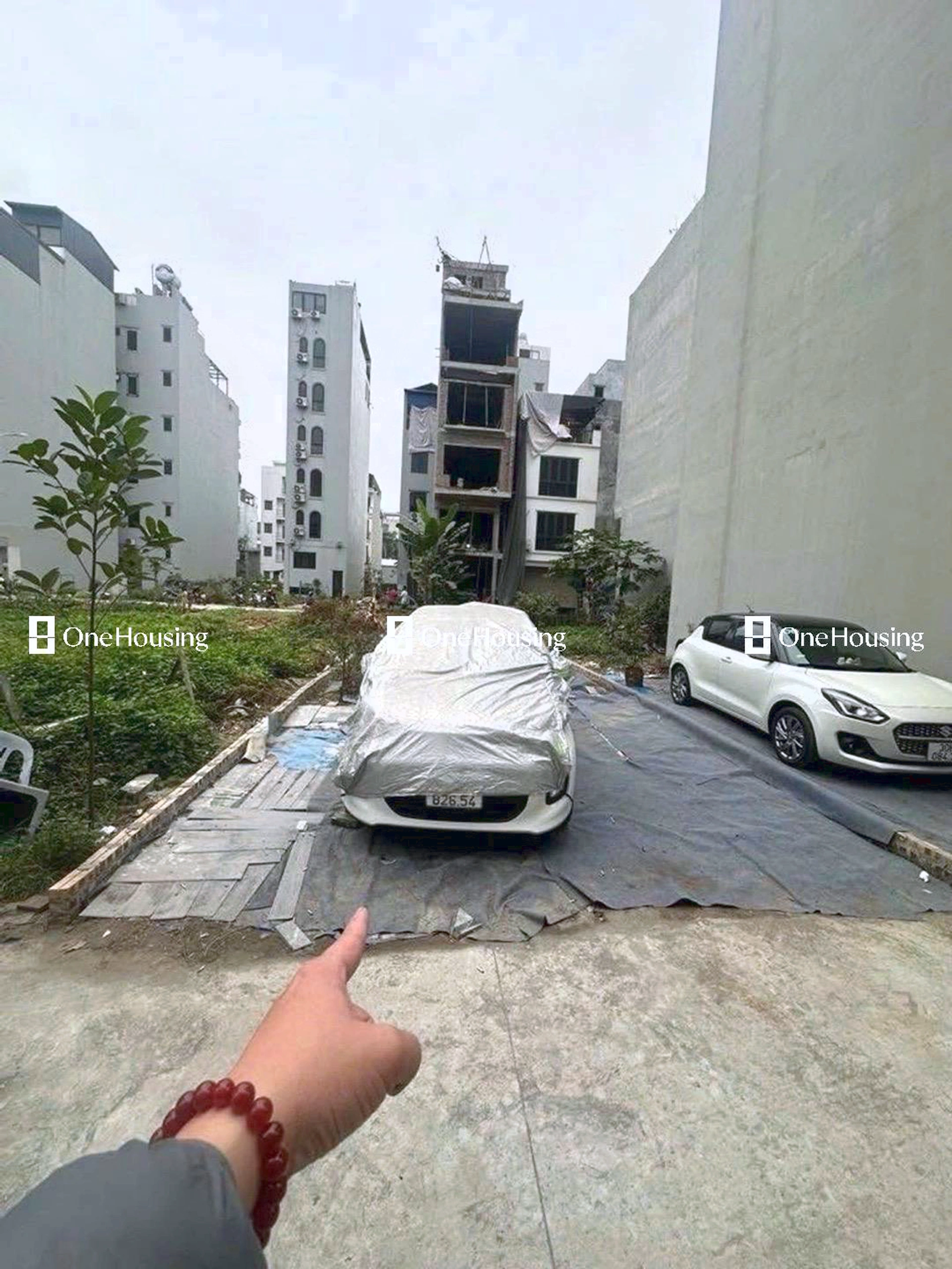 Đất nền cách Ngọc Thụy (mặt đê và đường gom chân đê) 100m, P. Bồ Đề, Q. Long Biên, TP. Hà Nội