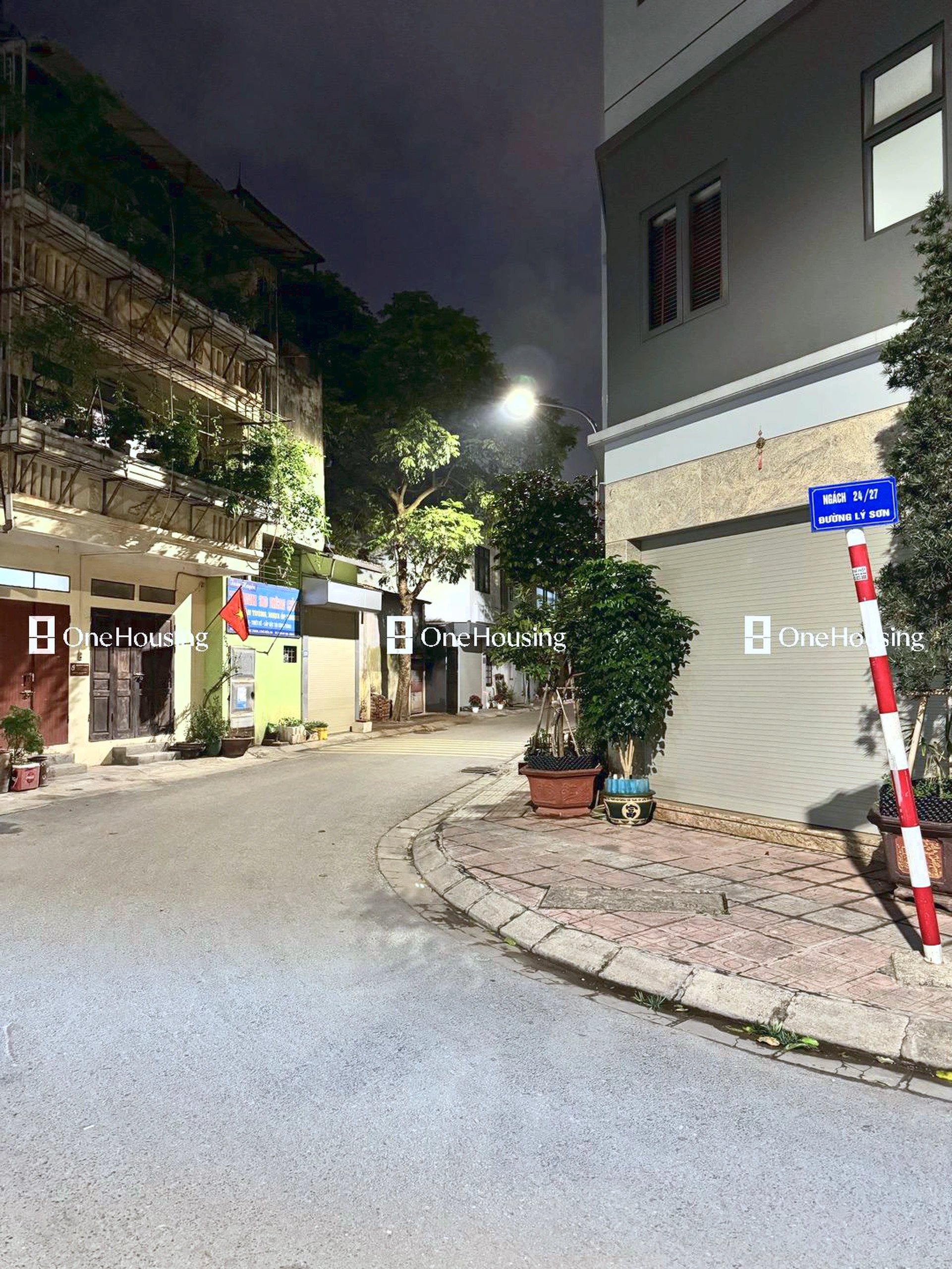 Nhà mặt ngõ cách Thượng Thanh 10m, P. Việt Hưng, Q. Long Biên, TP. Hà Nội