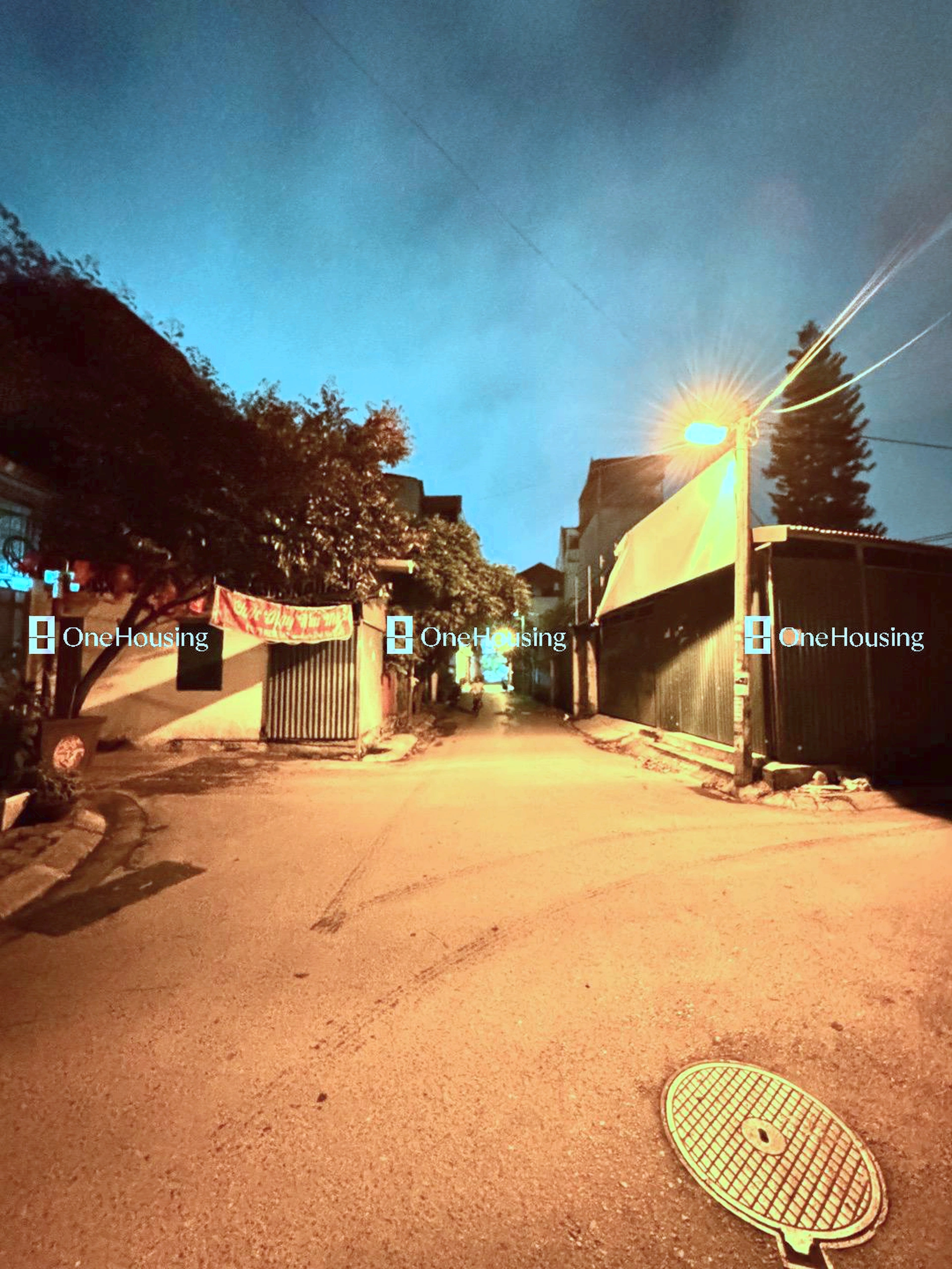 Nhà mặt ngõ cách Thượng Thanh 10m, P. Việt Hưng, Q. Long Biên, TP. Hà Nội