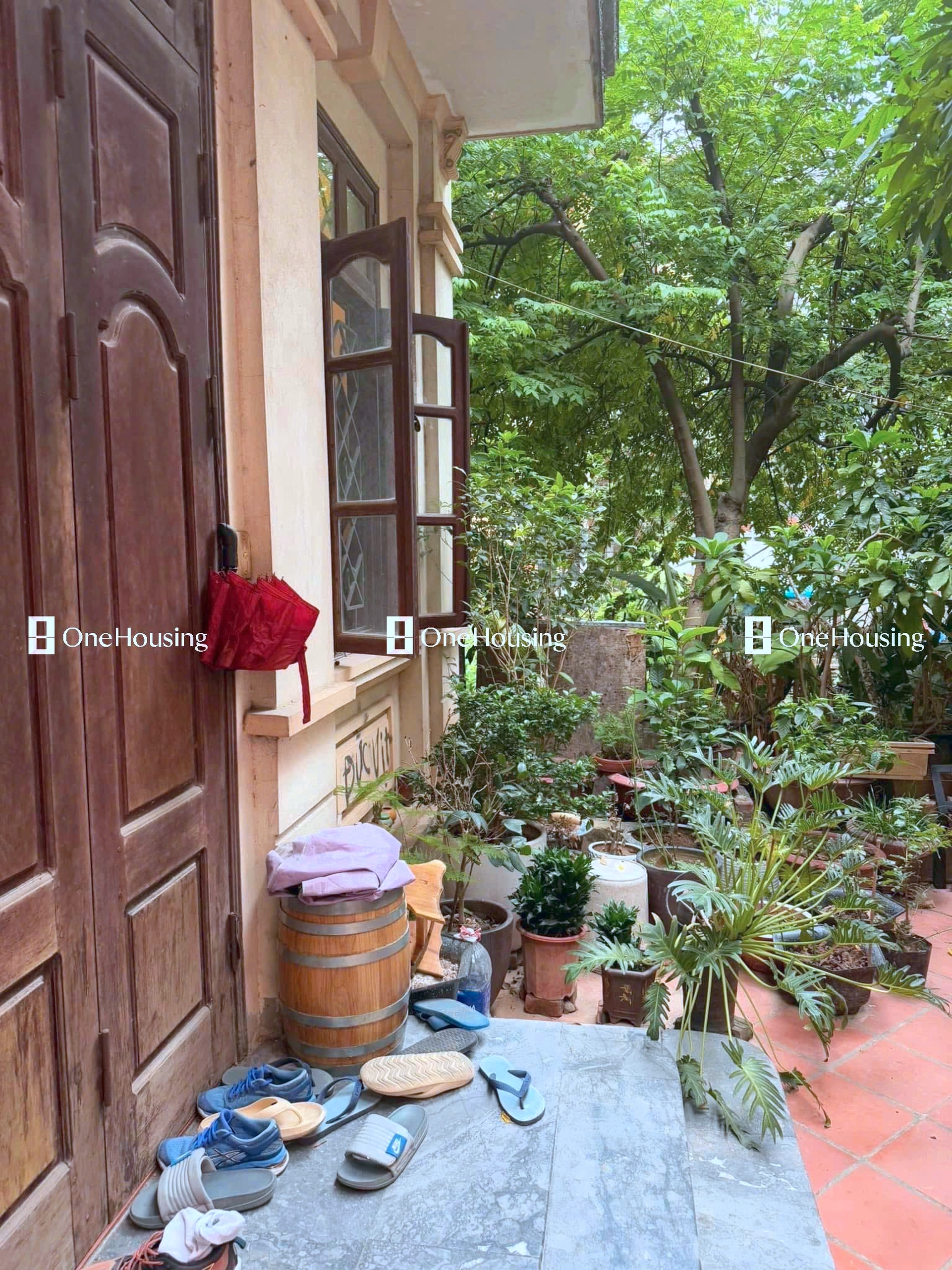 Nhà mặt ngõ cách Đặng Thai Mai 70m, P. Quảng An, Q. Tây Hồ, TP. Hà Nội