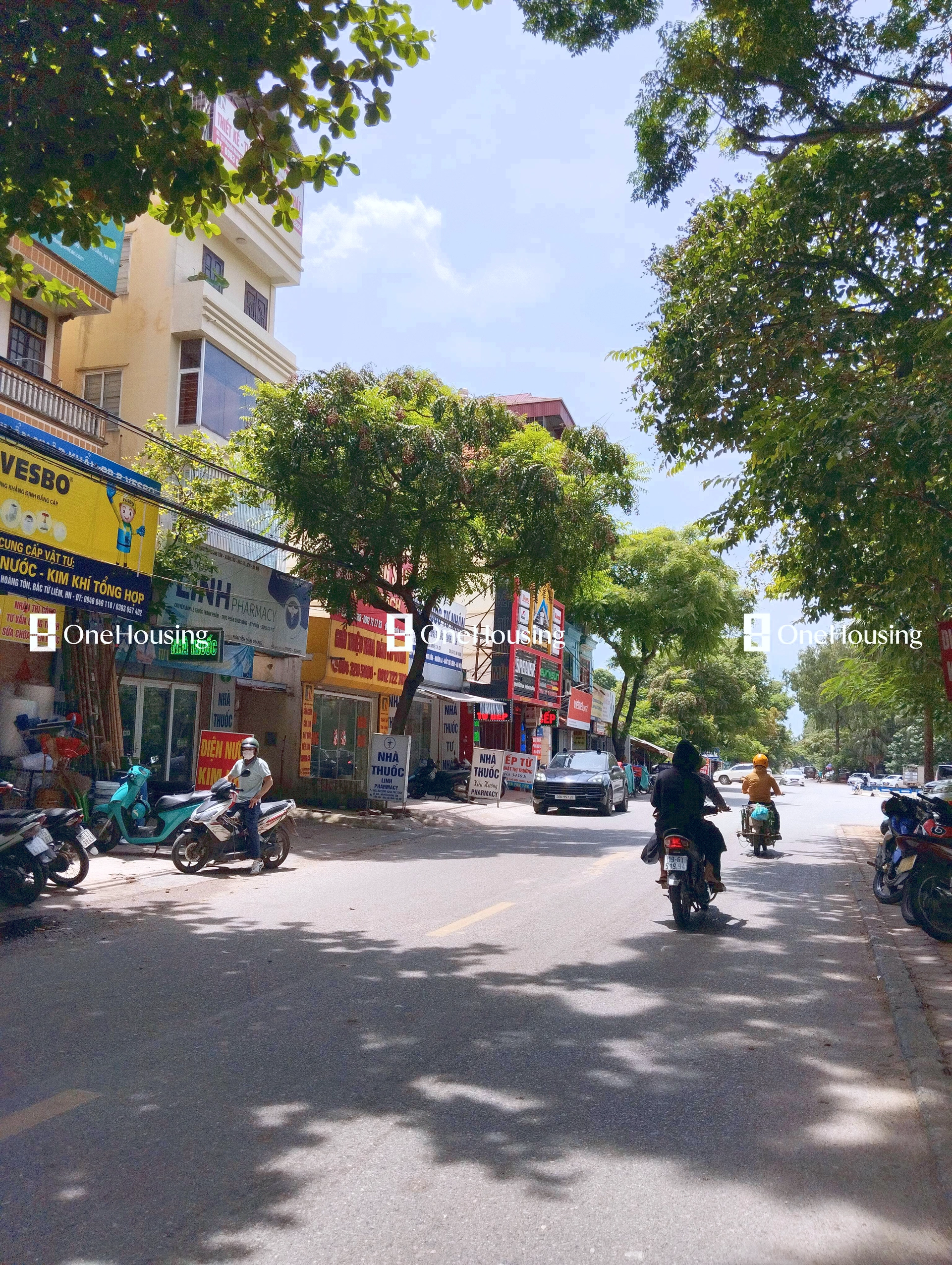 Nhà mặt phố Nguyễn Hoàng Tôn, P. Xuân La, Q. Tây Hồ, TP. Hà Nội