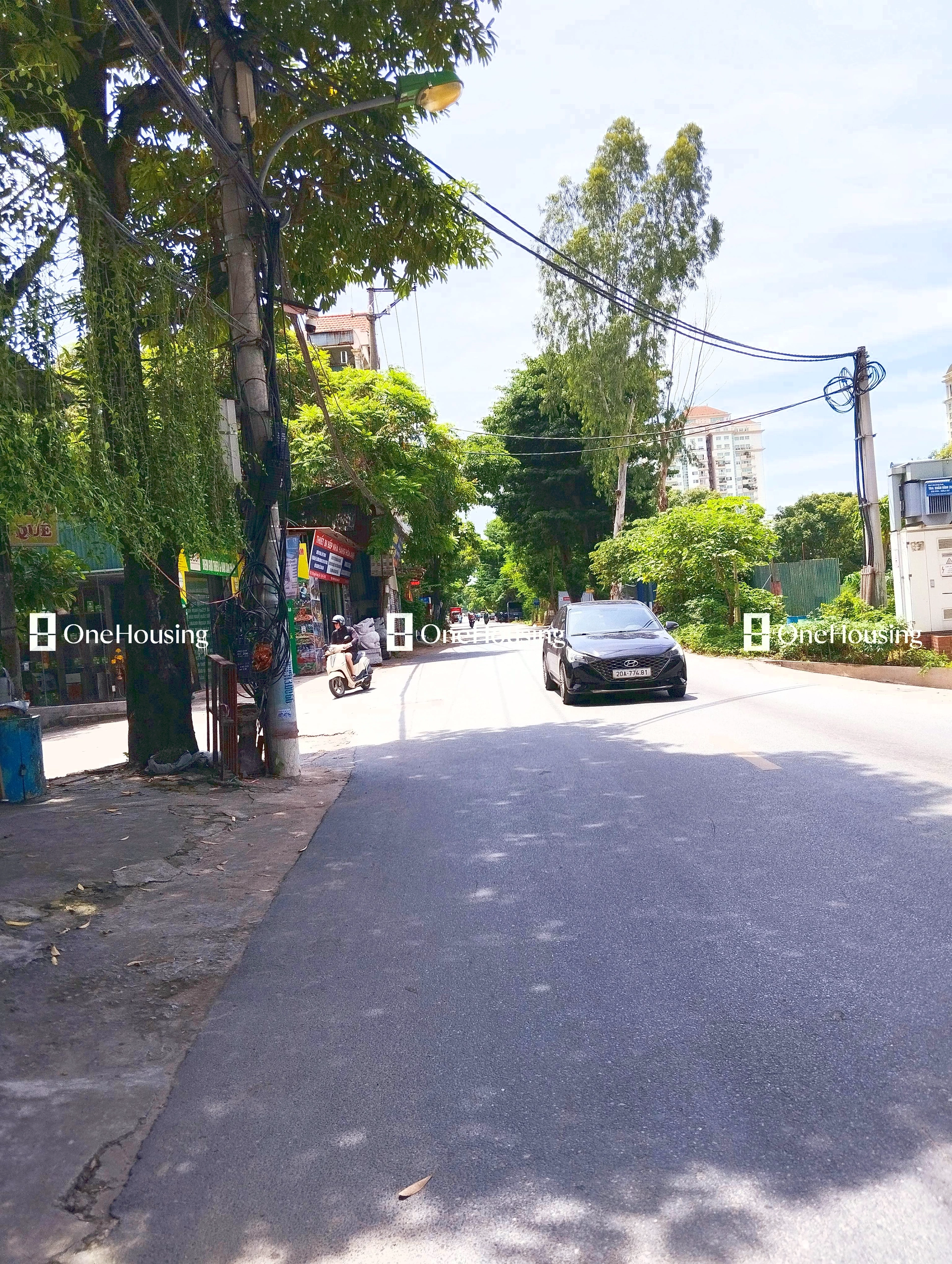 Nhà mặt phố Nguyễn Hoàng Tôn, P. Xuân La, Q. Tây Hồ, TP. Hà Nội