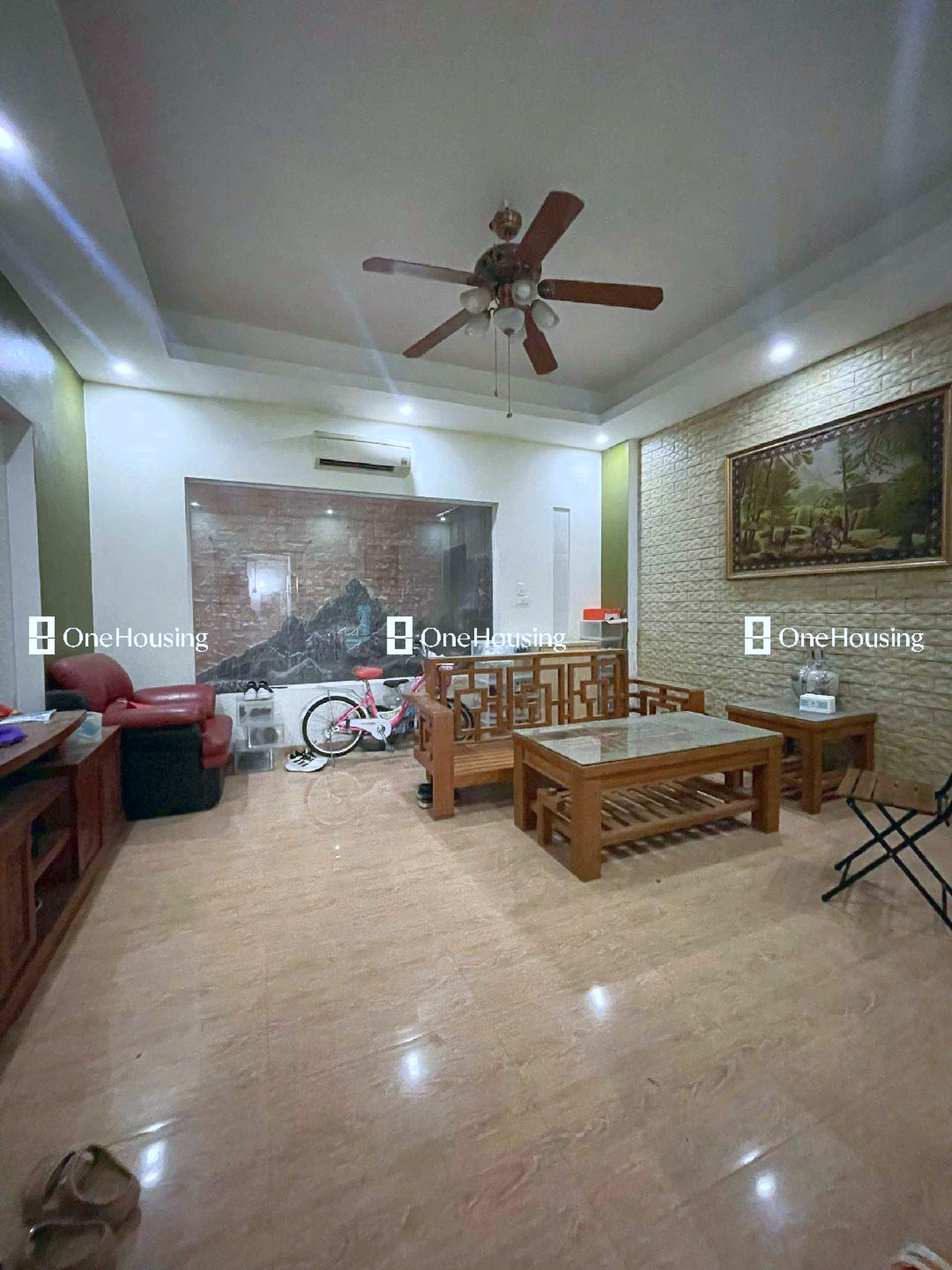 Nhà mặt phố Đường Đức Diễn, P. Phúc Diễn, Q. Bắc Từ Liêm, TP. Hà Nội