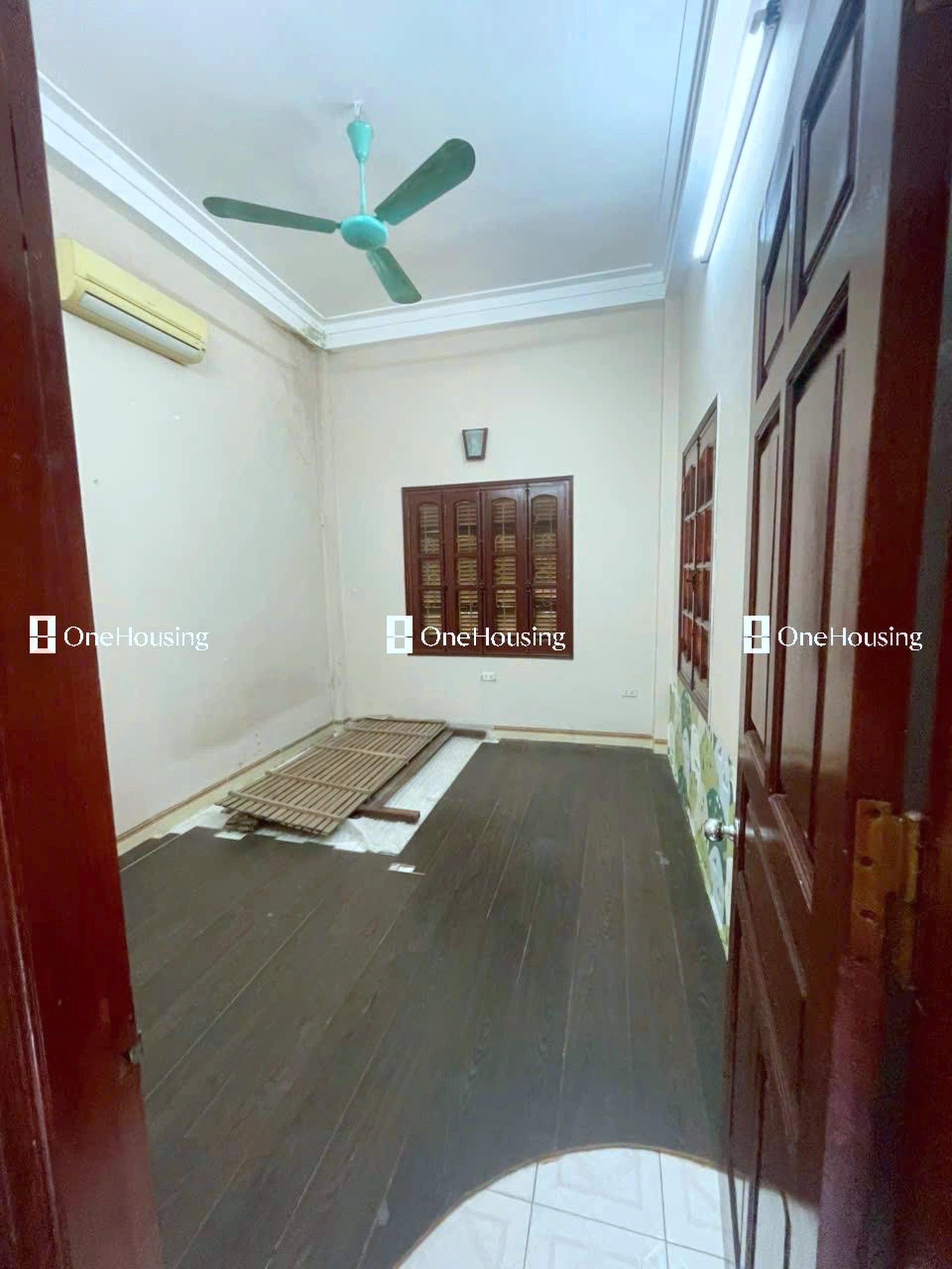 Nhà mặt ngõ cách Xuân La 200m, P. Xuân La, Q. Tây Hồ, TP. Hà Nội