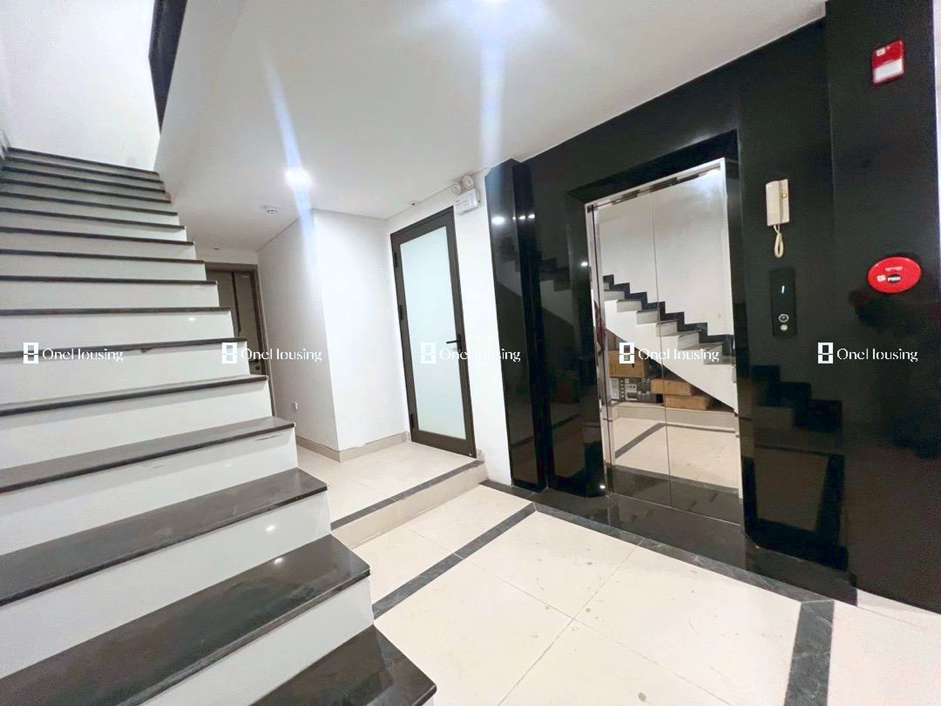 Nhà mặt ngõ cách Nguyễn Ngọc Vũ 50m, P. Trung Hòa, Q. Cầu Giấy, TP. Hà Nội