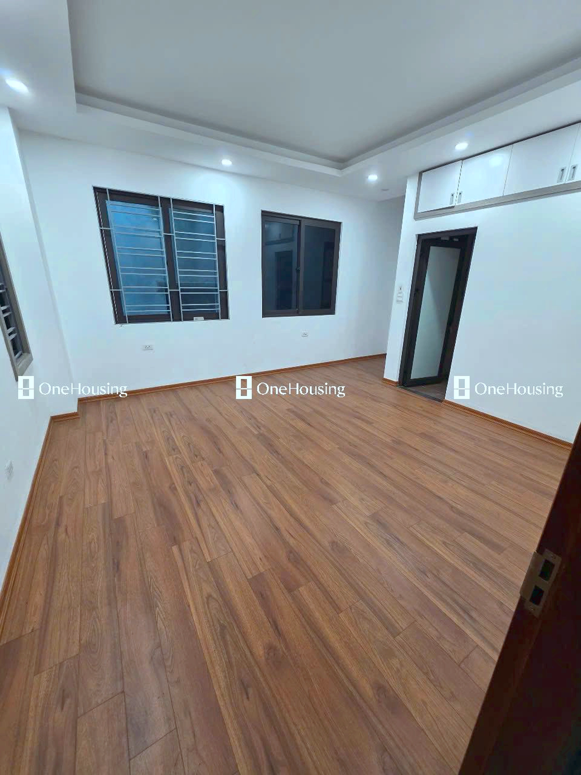 Nhà mặt ngõ cách Âu Cơ (đường gom chân đê) 20m, P. Tứ Liên, Q. Tây Hồ, TP. Hà Nội