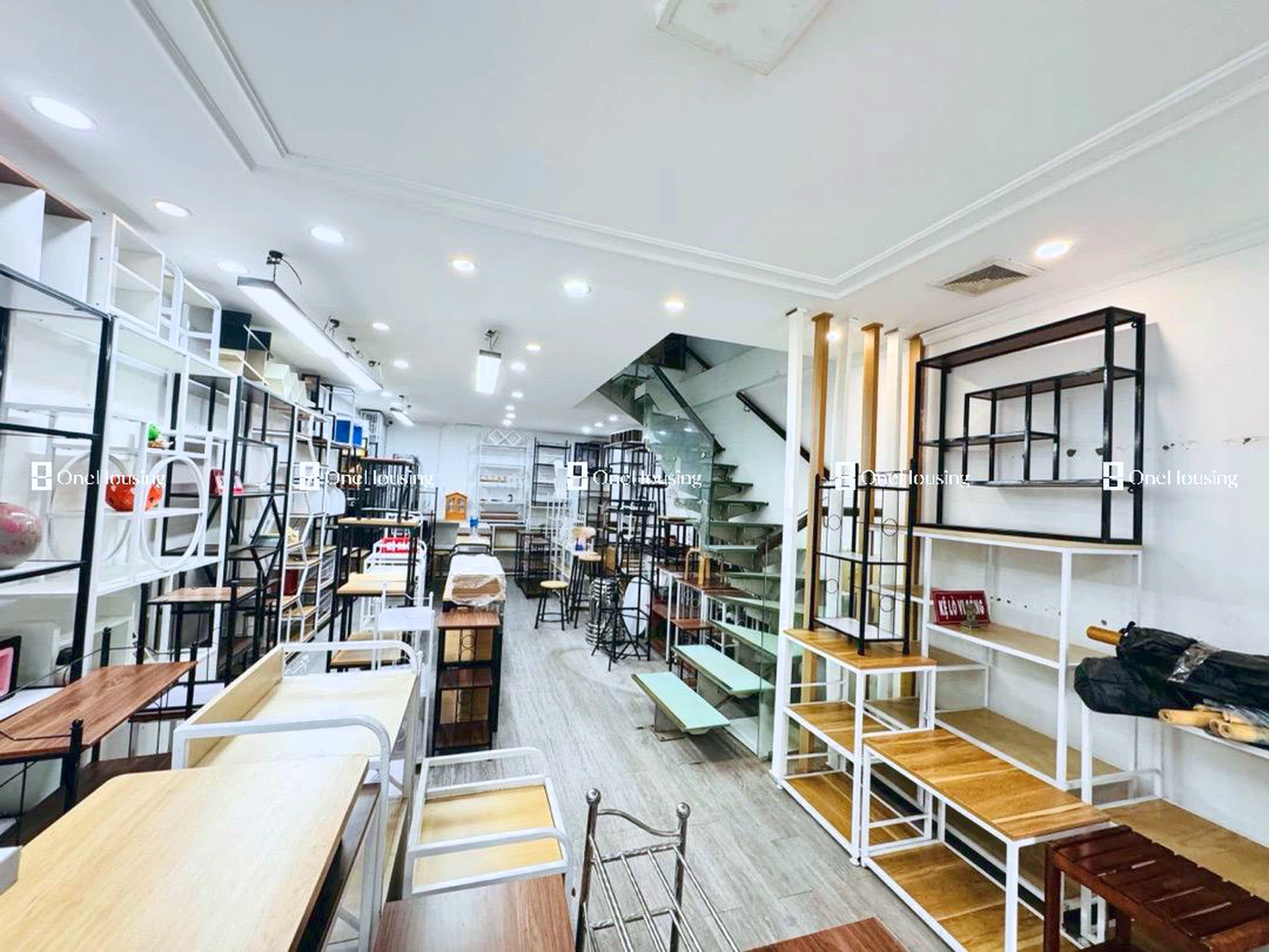 Nhà mặt phố La Thành, P. Ngọc Khánh, Q. Ba Đình, TP. Hà Nội