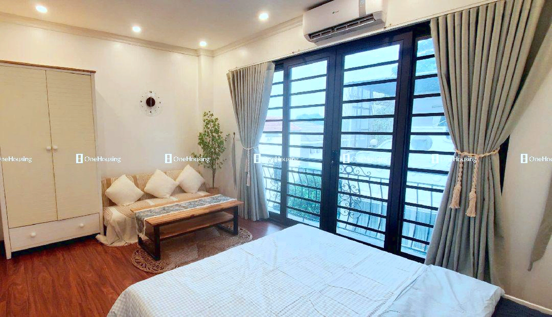 Nhà mặt ngõ cách Lâm Du 70m, P. Bồ Đề, Q. Long Biên, TP. Hà Nội