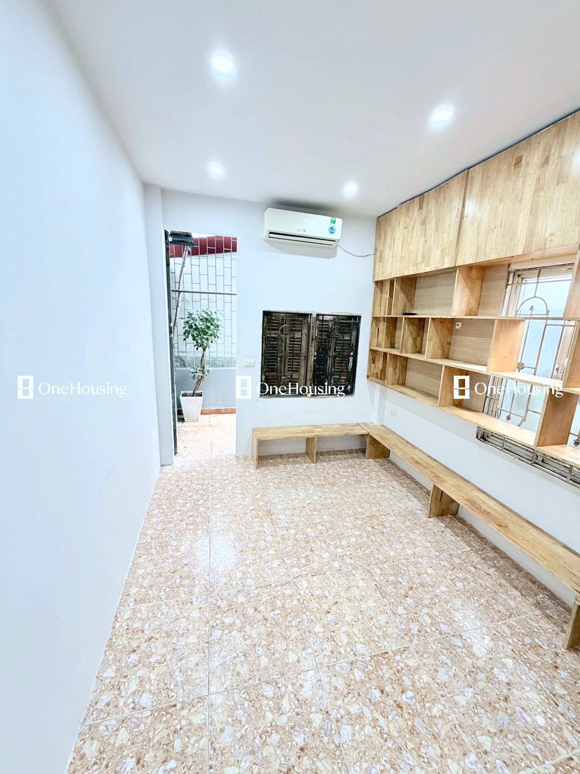 Nhà mặt ngõ cách Giáp Bát 20m, P. Giáp Bát, Q. Hoàng Mai, TP. Hà Nội