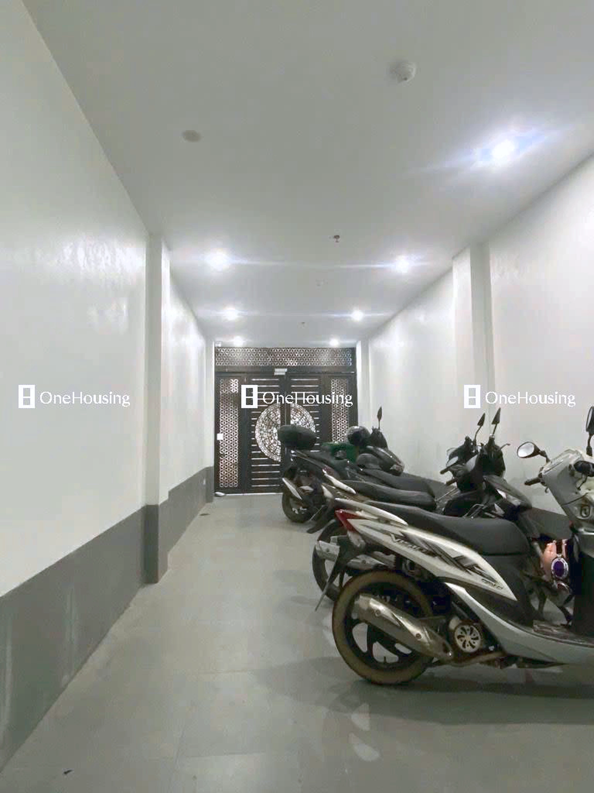 Nhà mặt ngõ cách Hoàng Công Chất 30m, P. Phú Diễn, Q. Bắc Từ Liêm, TP. Hà Nội