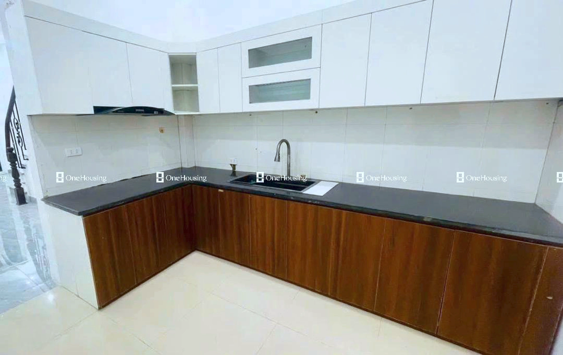 Nhà mặt ngõ cách Thạch Bàn 100m, P. Thạch Bàn, Q. Long Biên, TP. Hà Nội