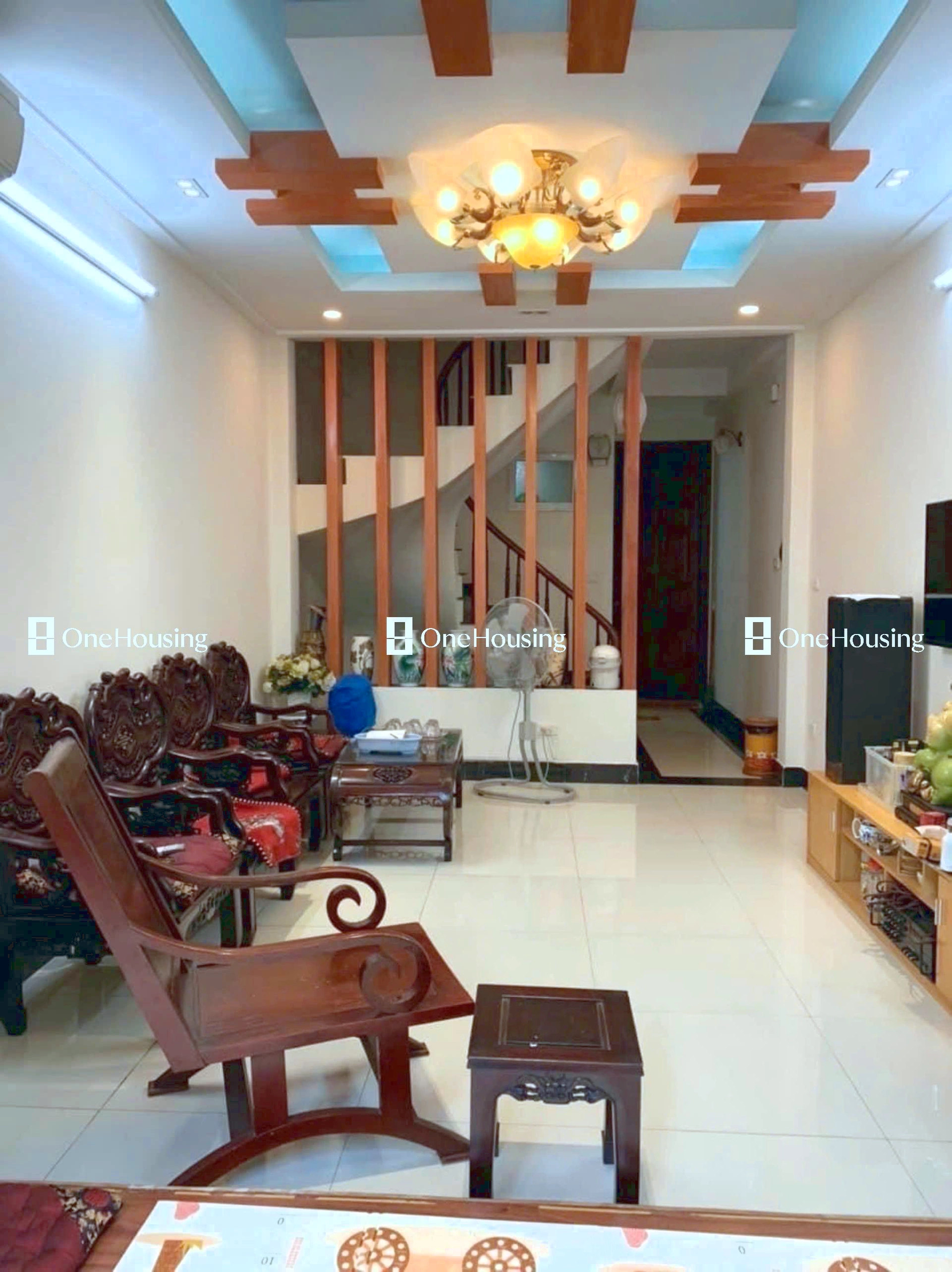 Nhà mặt phố Giáp Bát, P. Giáp Bát, Q. Hoàng Mai, TP. Hà Nội