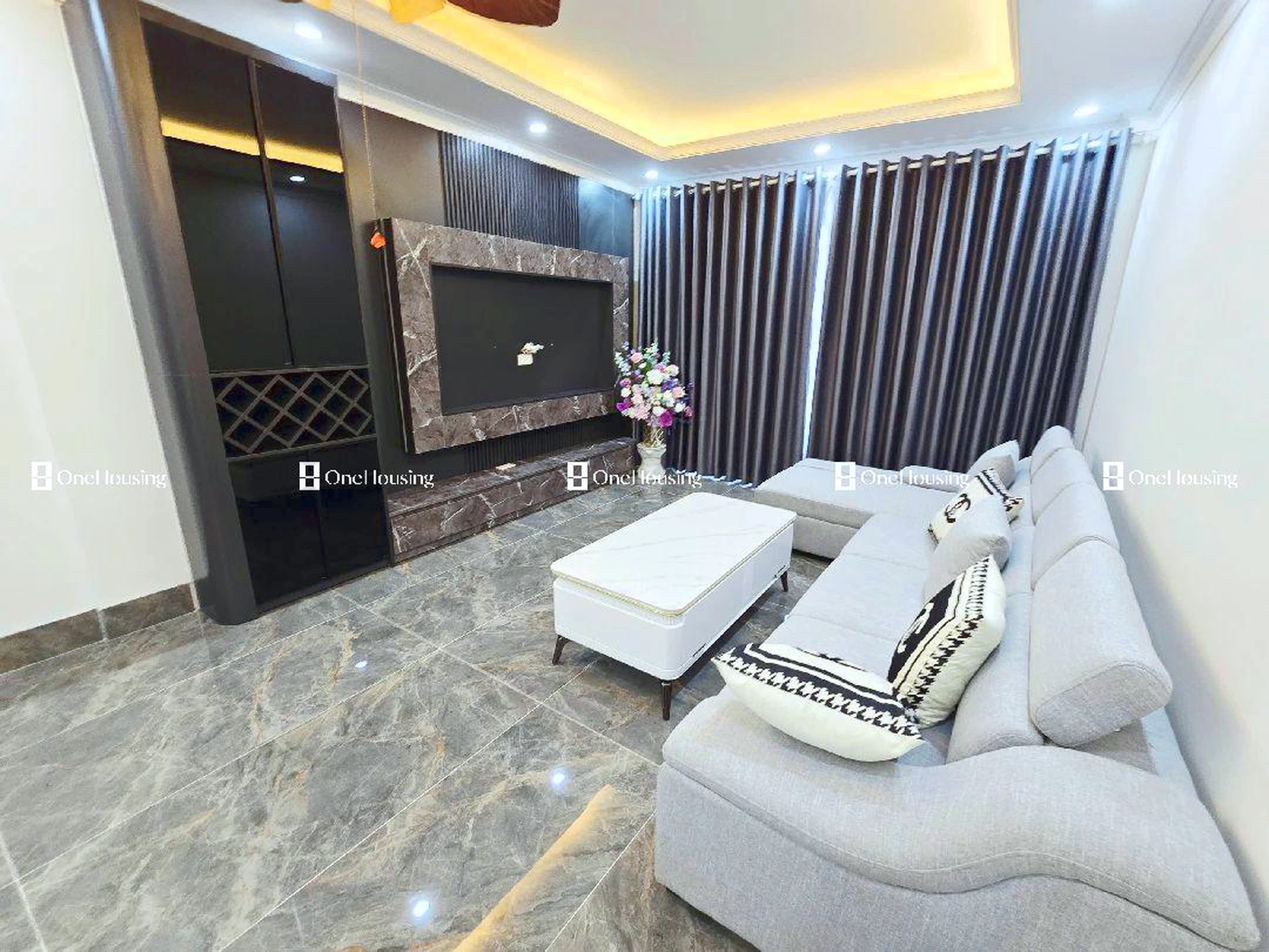 Nhà mặt ngõ cách Nguyễn Văn Linh 30m, P. Thạch Bàn, Q. Long Biên, TP. Hà Nội