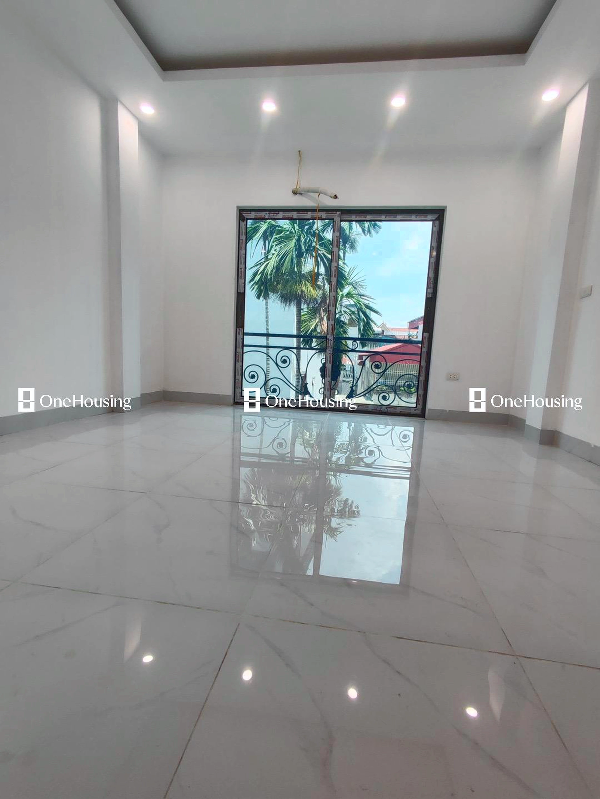 Nhà mặt ngõ cách Thạch Bàn 100m, P. Thạch Bàn, Q. Long Biên, TP. Hà Nội