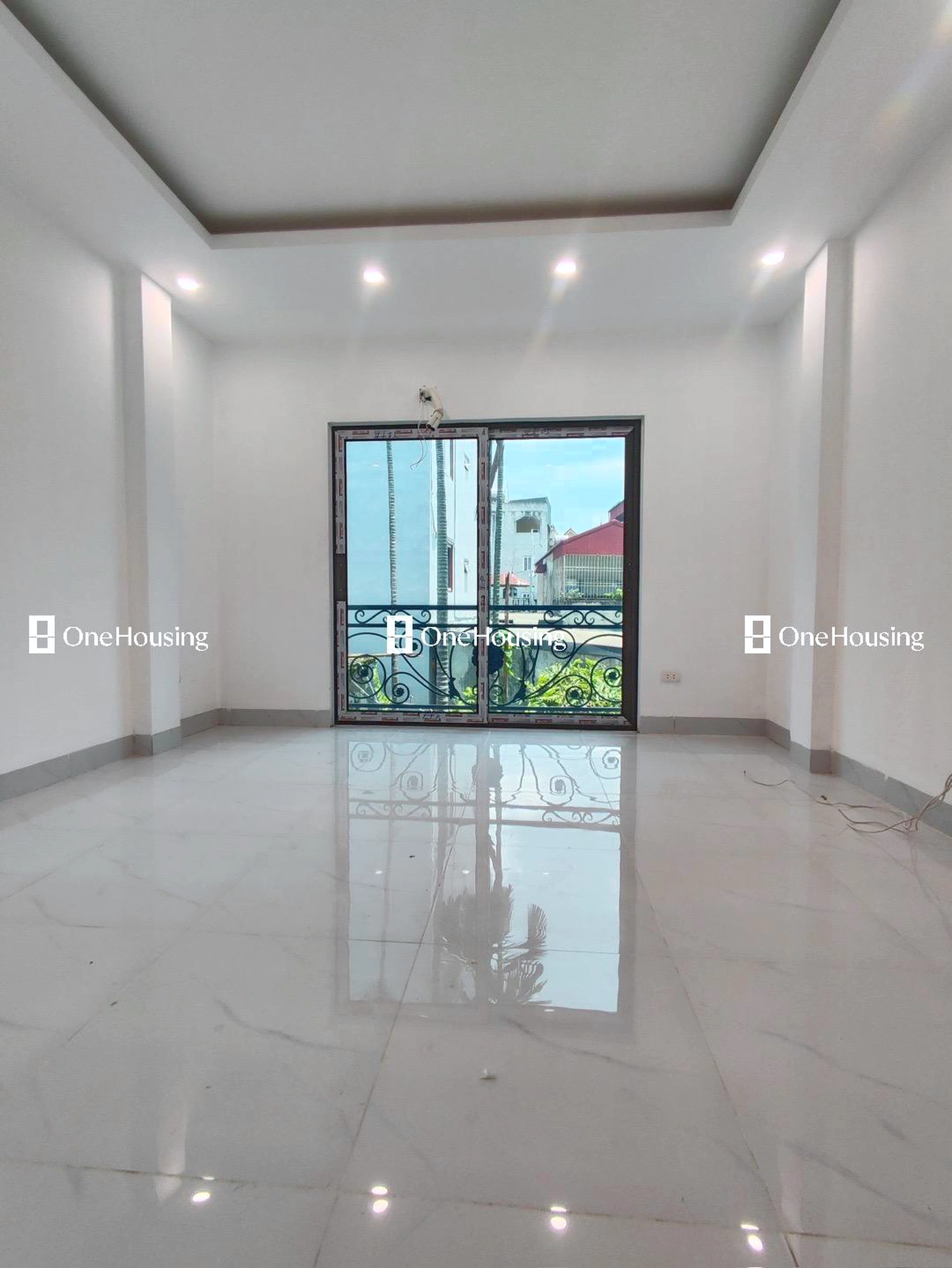 Nhà mặt ngõ cách Thạch Bàn 100m, P. Thạch Bàn, Q. Long Biên, TP. Hà Nội