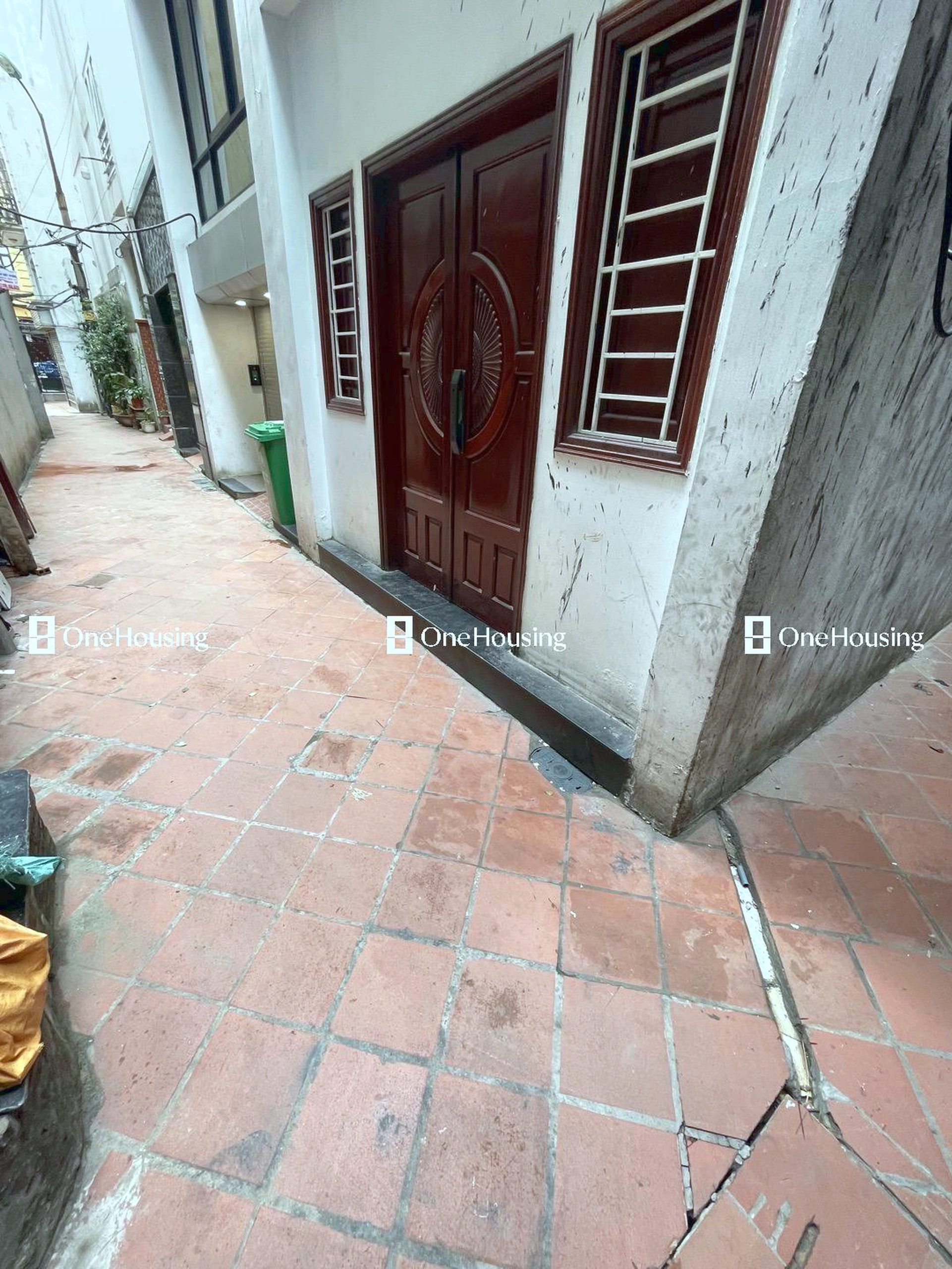 Nhà mặt ngõ cách Lạc Long Quân 50m, P. Nghĩa Đô, Q. Cầu Giấy, TP. Hà Nội