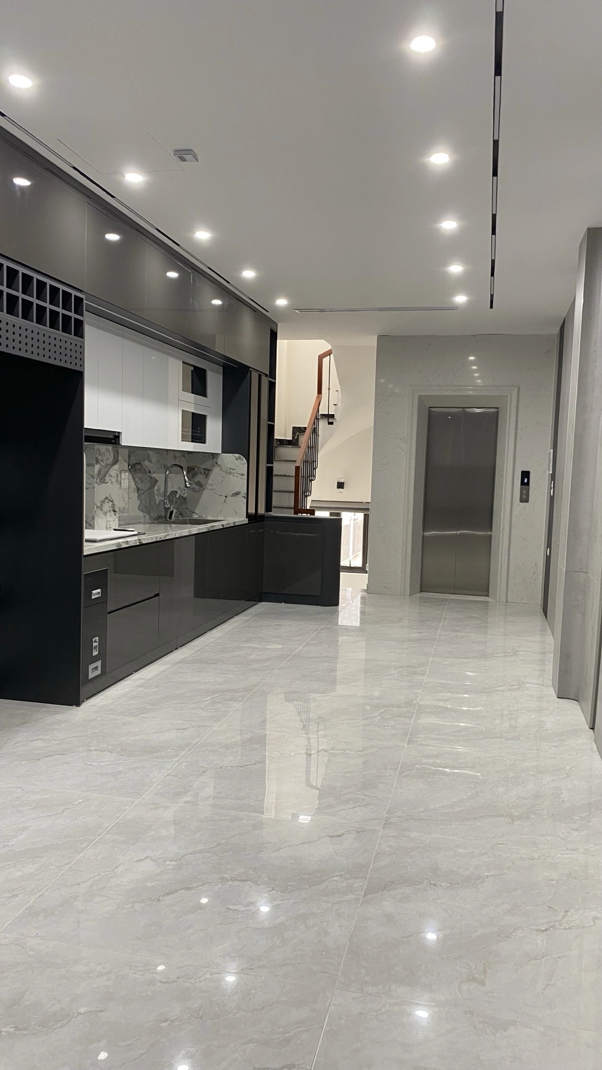 Nhà mặt ngõ cách Ngọc Thụy (mặt đê và đường gom chân đê) 10m, P. Thượng Thanh, Q. Long Biên, TP. Hà Nội