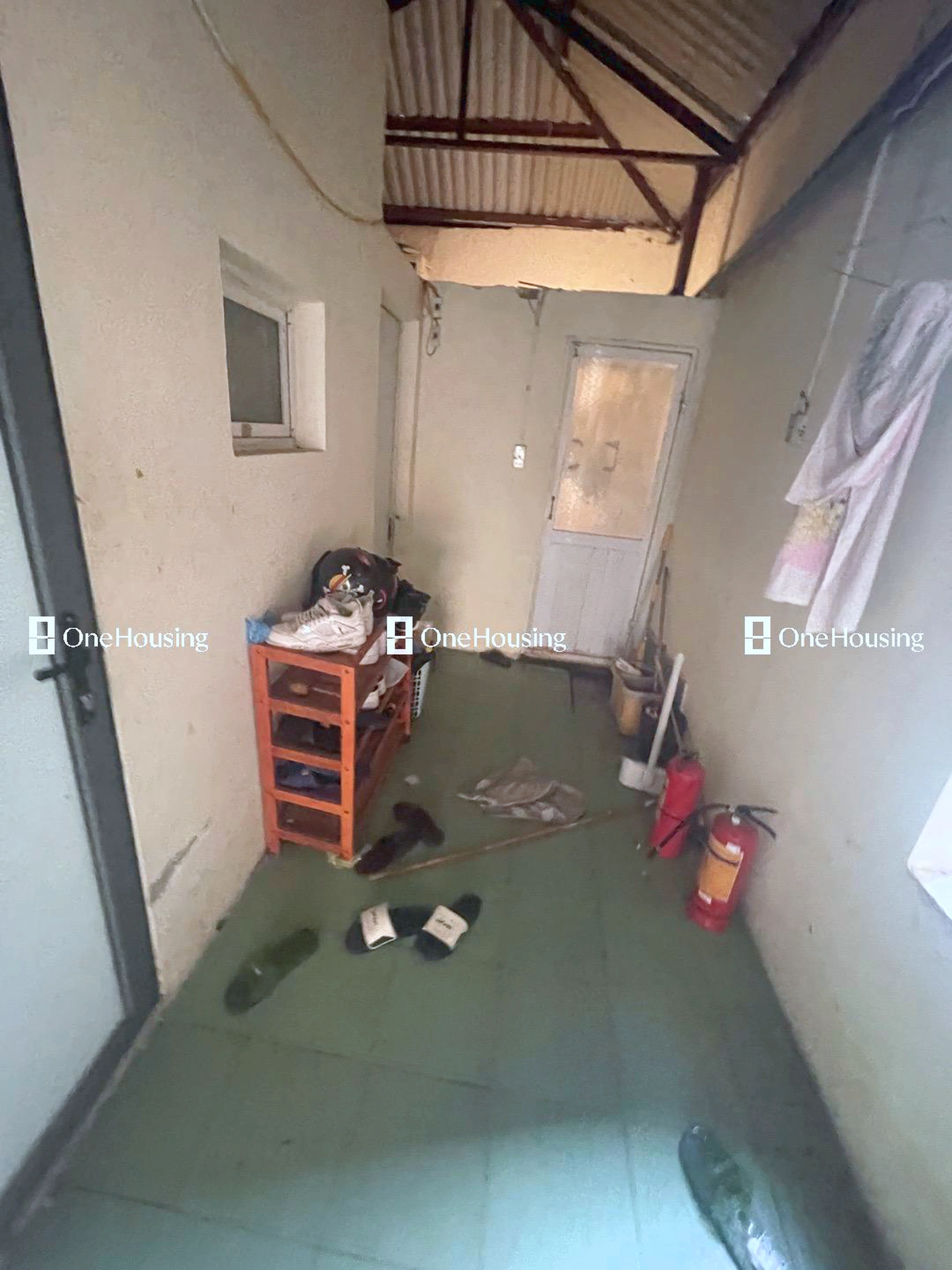 Nhà mặt ngõ cách Nguyễn Ngọc Vũ 200m, P. Trung Hòa, Q. Cầu Giấy, TP. Hà Nội