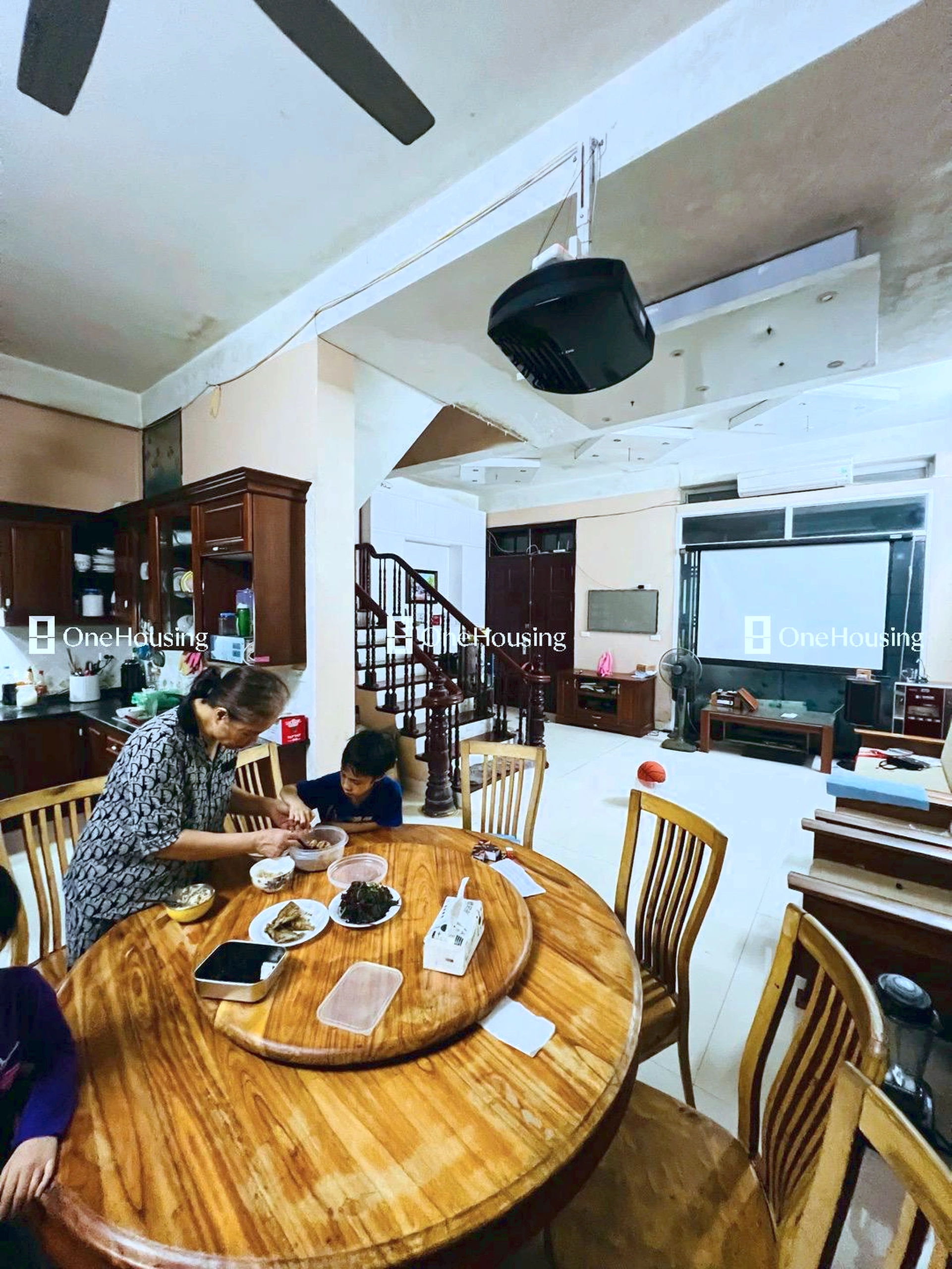 Nhà mặt ngõ cách Hoàng Quốc Việt 150m, P. Nghĩa Đô, Q. Cầu Giấy, TP. Hà Nội