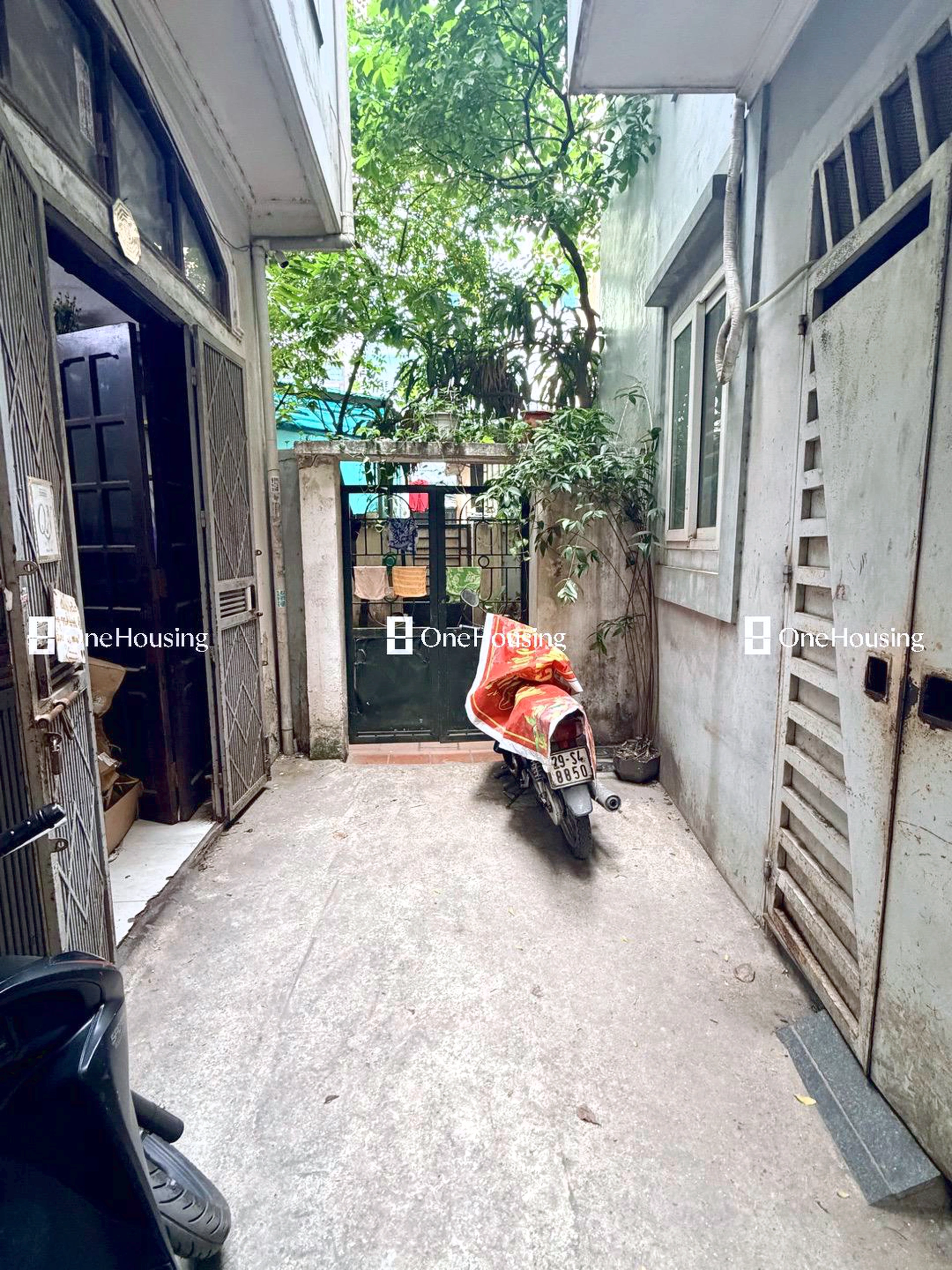 Nhà mặt ngõ cách Cầu Giấy 50m, P. Quan Hoa, Q. Cầu Giấy, TP. Hà Nội