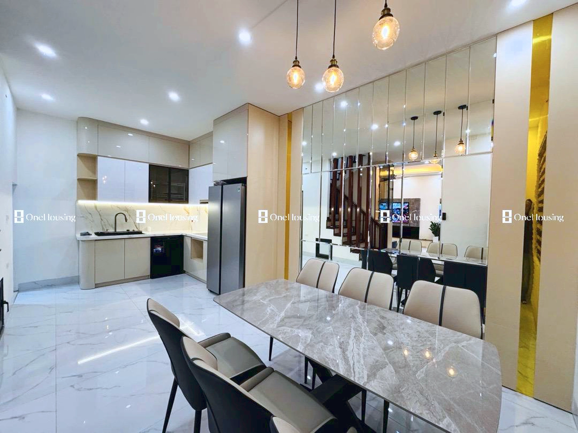 Nhà mặt ngõ cách Nguyễn Văn Cừ 120m, P. Bồ Đề, Q. Long Biên, TP. Hà Nội