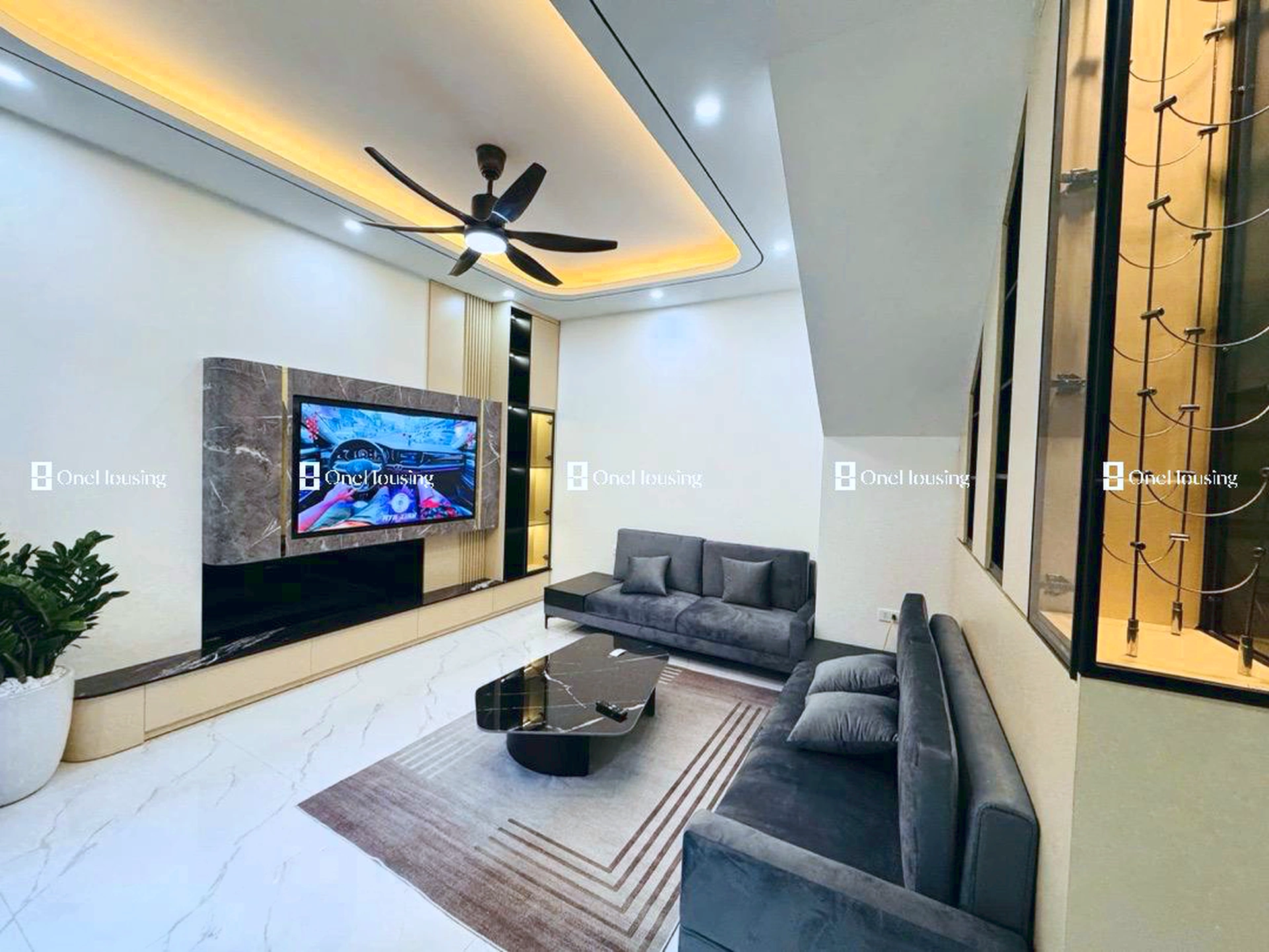 Nhà mặt ngõ cách Nguyễn Văn Cừ 120m, P. Bồ Đề, Q. Long Biên, TP. Hà Nội