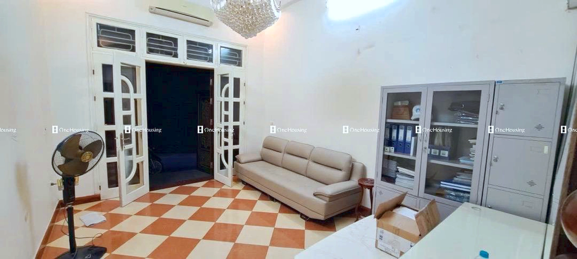 Nhà mặt ngõ cách Nguyễn Văn Cừ 200m, P. Gia Thụy, Q. Long Biên, TP. Hà Nội