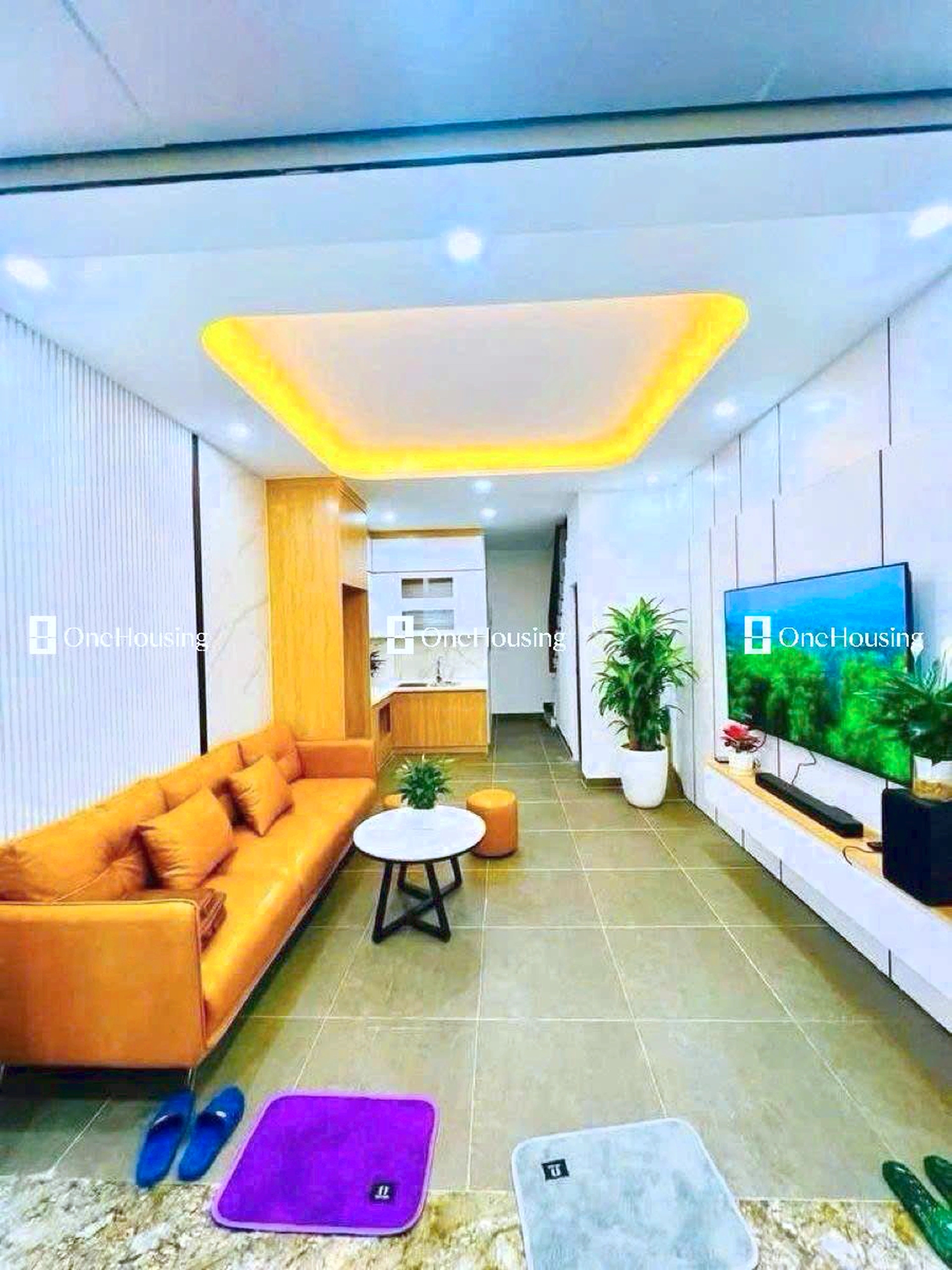 Nhà mặt ngõ cách Phạm Văn Đồng 40m, P. Mai Dịch, Q. Cầu Giấy, TP. Hà Nội