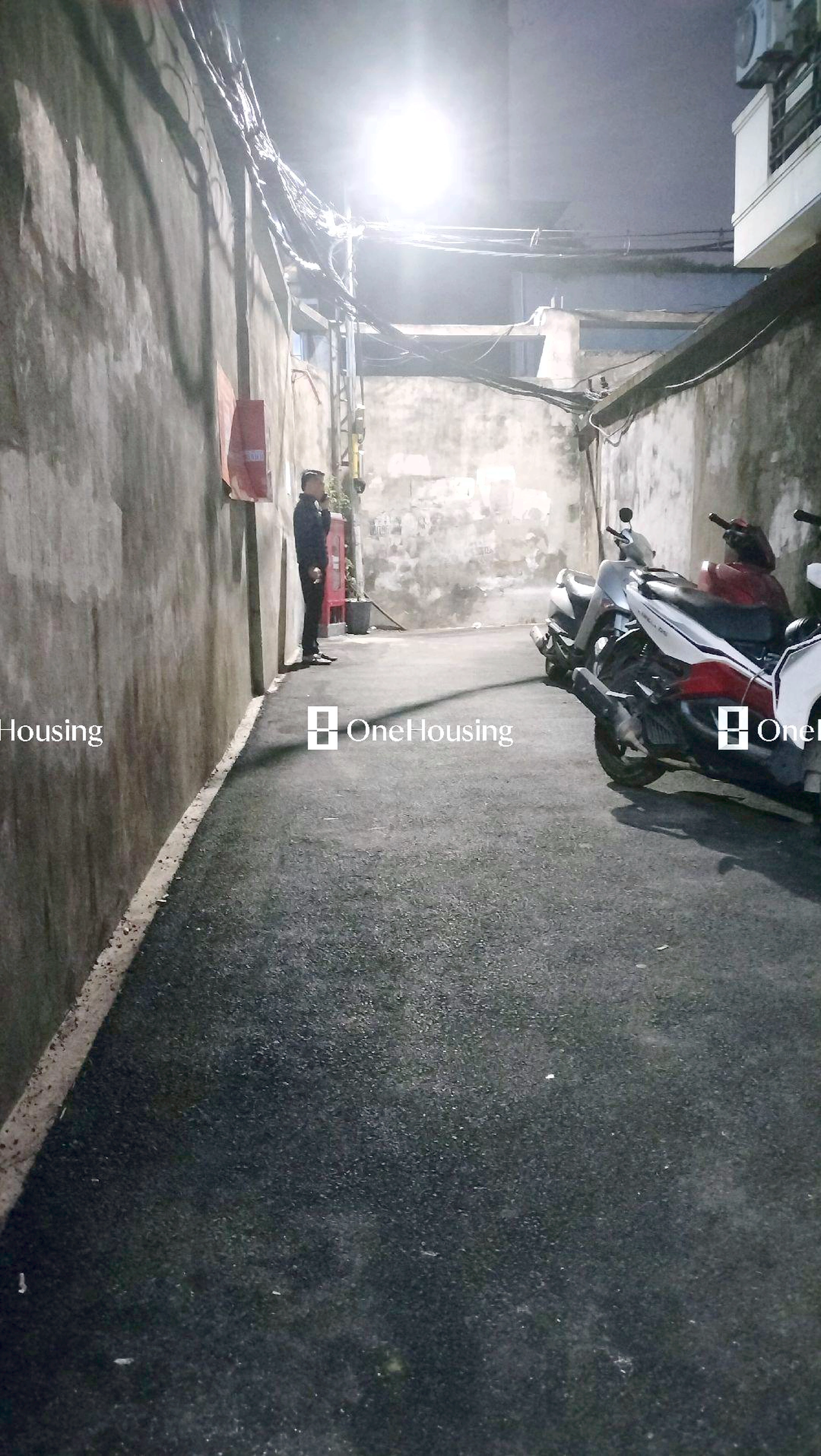 Nhà mặt ngõ cách Hoàng Hoa Thám 56m, P. Thụy Khuê, Q. Tây Hồ, TP. Hà Nội